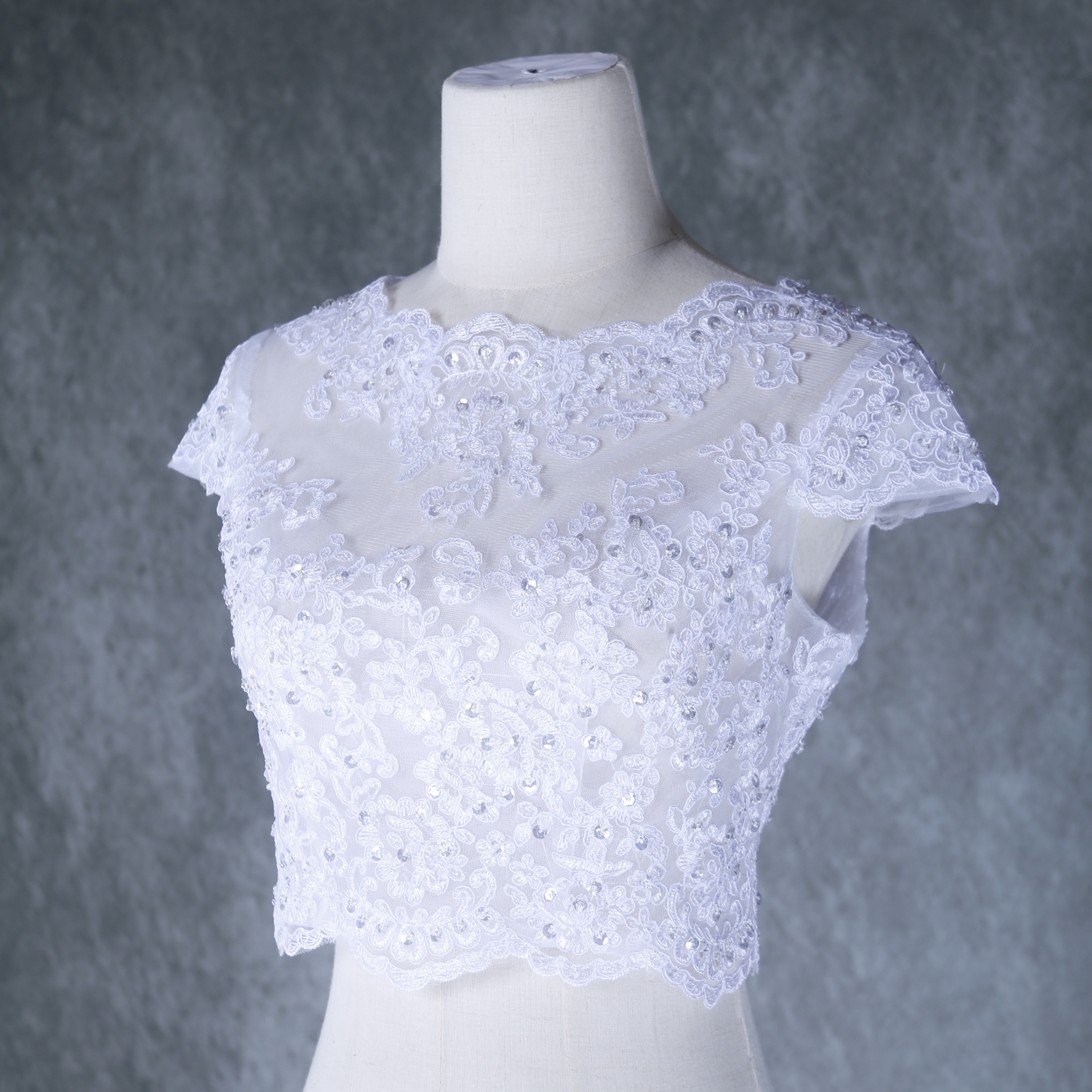 ボレロ キラキラスパンコール 半袖 くるみボタン 花嫁/ウェディングドレス