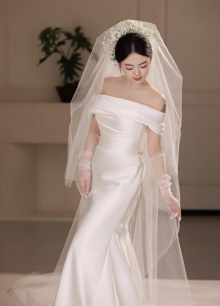 エレガント ウエディングドレス オフショルダー マーメイドライン 大人っぽい 結婚式