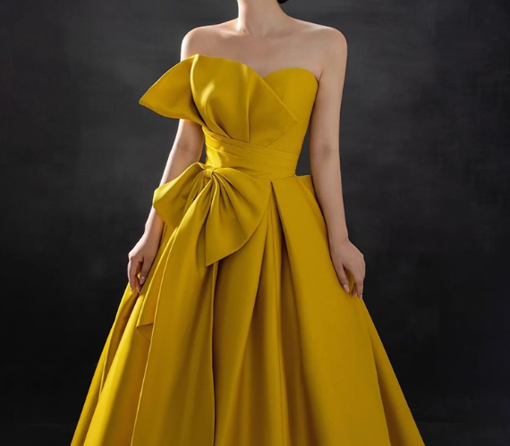 カラードレス イエロー ベアトップ 光沢サテン リボン Aライン エレガント 披露宴