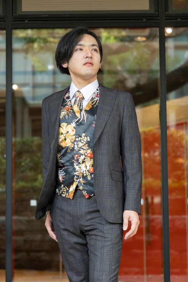 実例写真！タキシード ブラック ジャケット、ベスト、パンツの3点セット ネックタイ 新郎衣装