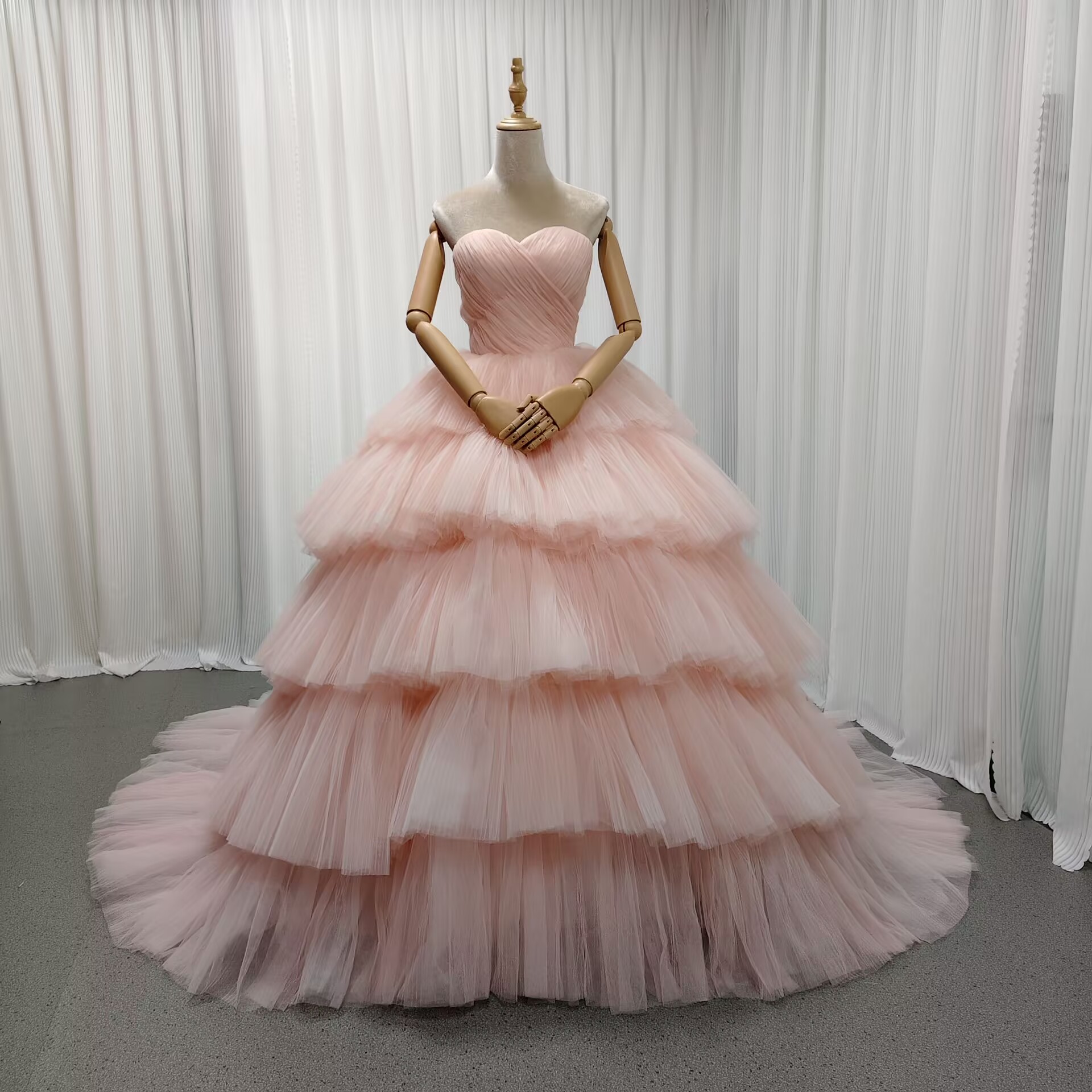 大好評中！カラードレス 薄ピンク 取り外しオフショルダー プリーツスカート 披露宴 花嫁