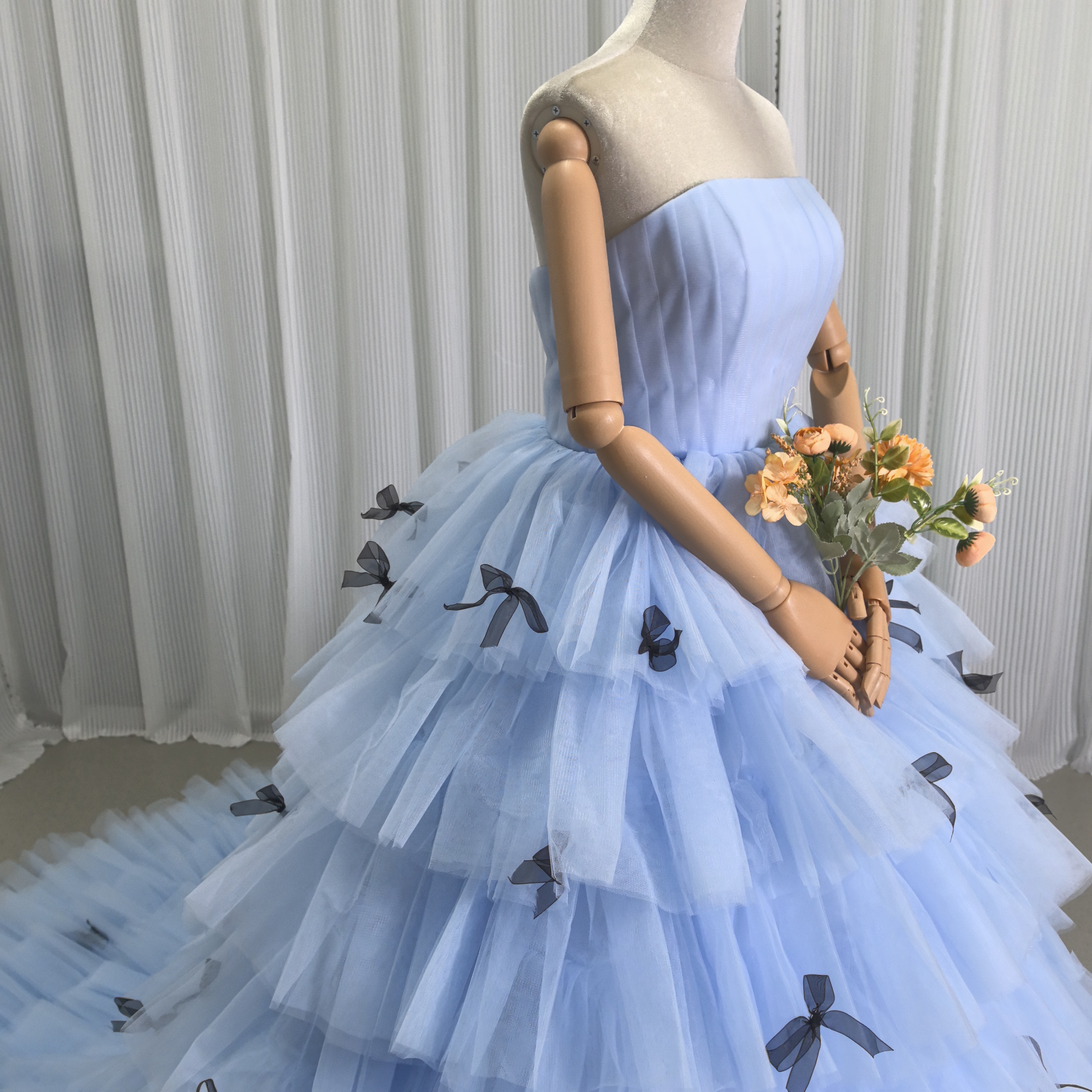 カラードレス ブルー ベアトップ リボン プリンセスライン チュールドレス 編み上げ 花嫁