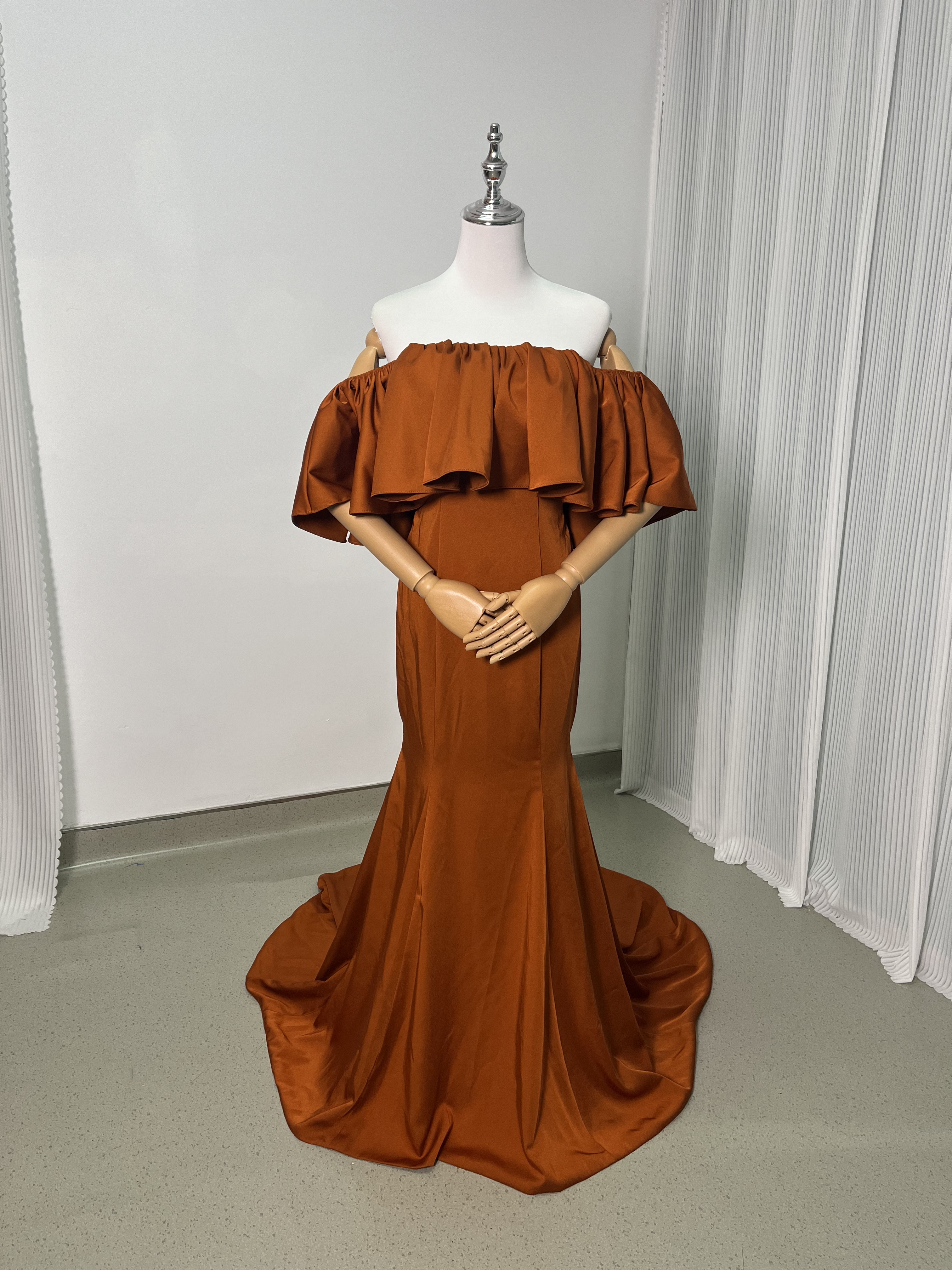 テラコッタ オフショルダー サテン マーメイドドレス