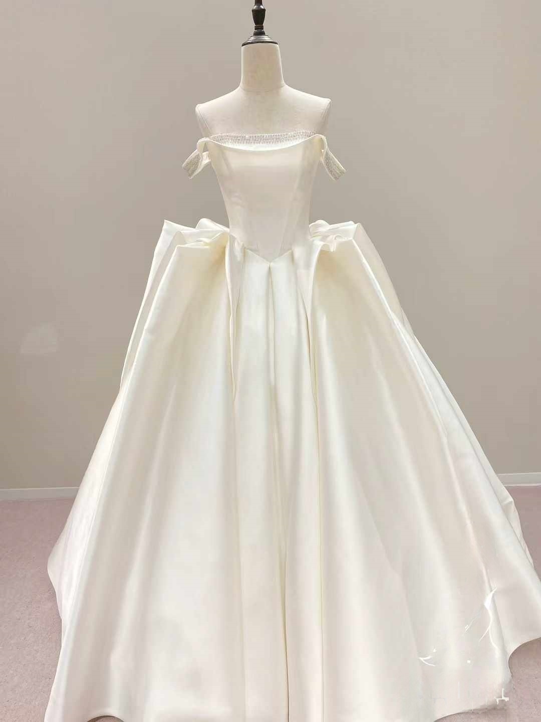 ウエディングドレス オフショルダー アイボリー ビジュー ミカドサテン プリンセスライン 結婚式