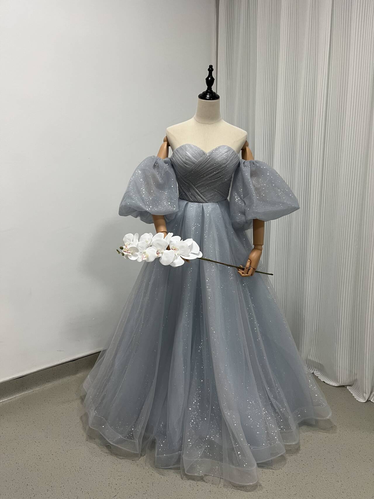 カラードレス ブルーグレー ベアトップ ソフトチュール 取り外しふわふわ袖 前撮り 結婚式