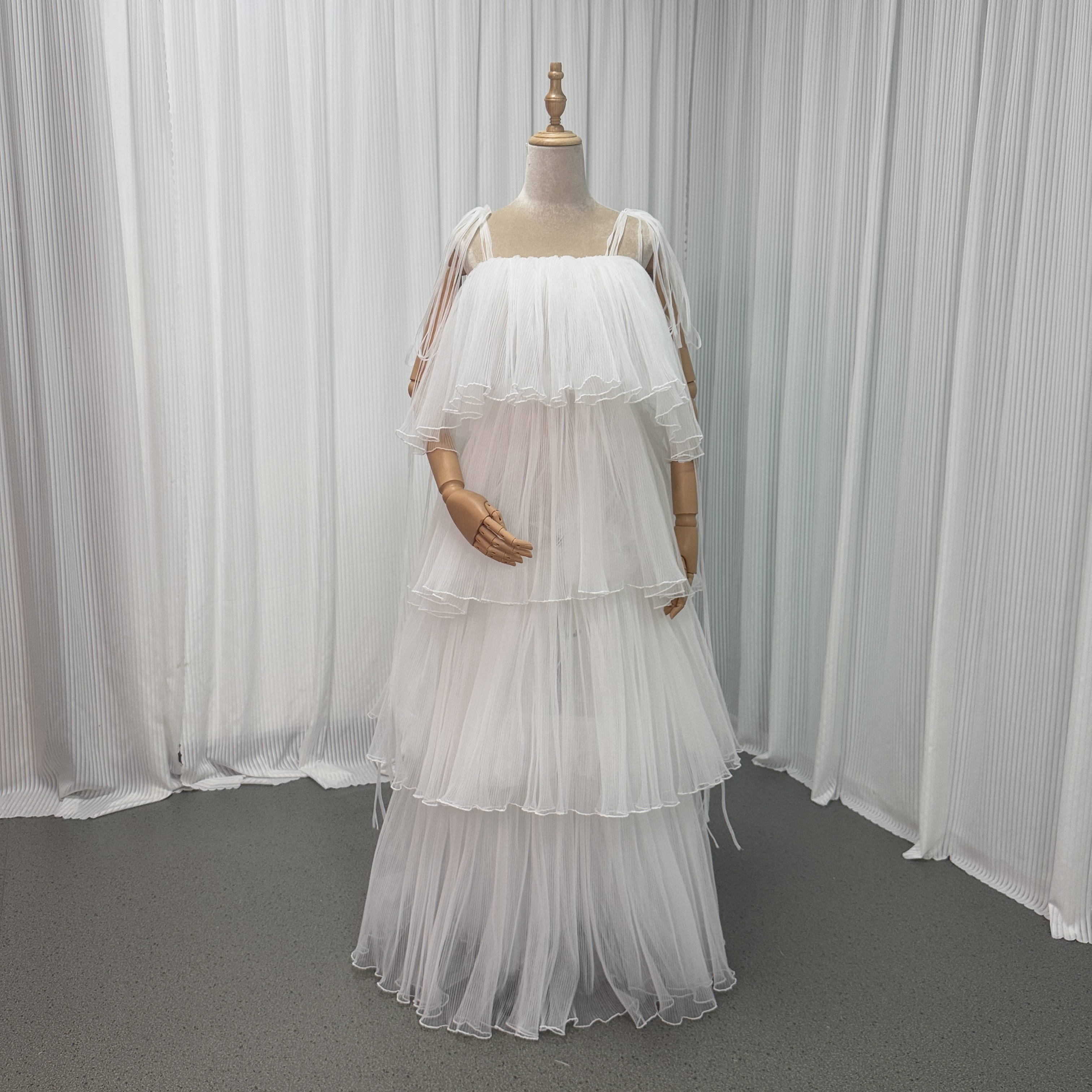 ウエディングドレス オーバードレス キャミソール プリーツスカート ふわふわ オフホワイト 色直し