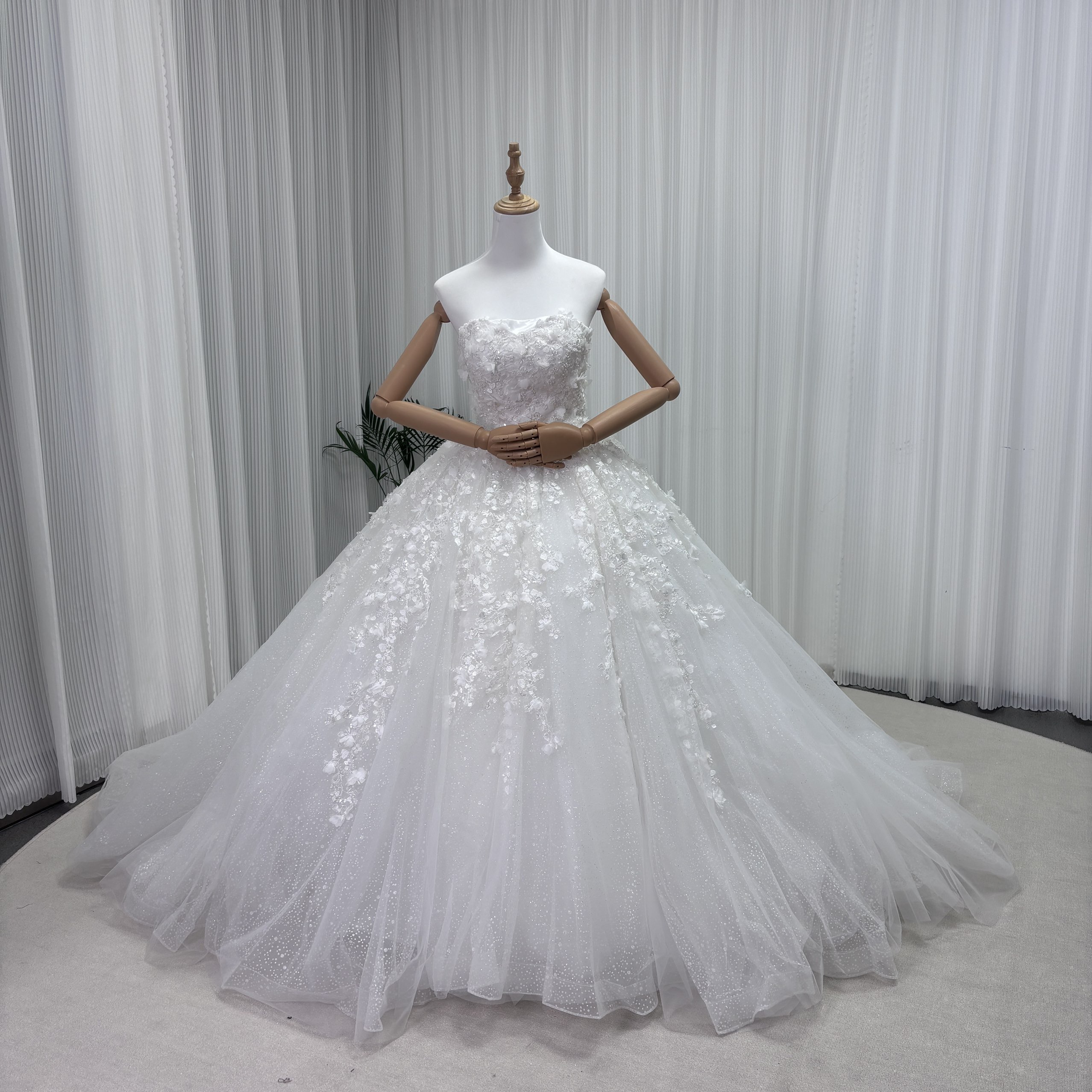 フランス風 ウエディングドレス+ボレロ キラキラスパンコール 美しい花レース プリンセスライン 編み上げ 結婚式
