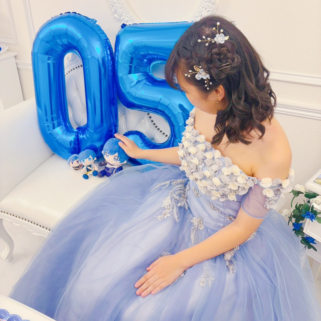 実例写真！カラードレス ブルー 花モチーフ オフショルダー ロング ソフトチュール 編み上げ 前撮り