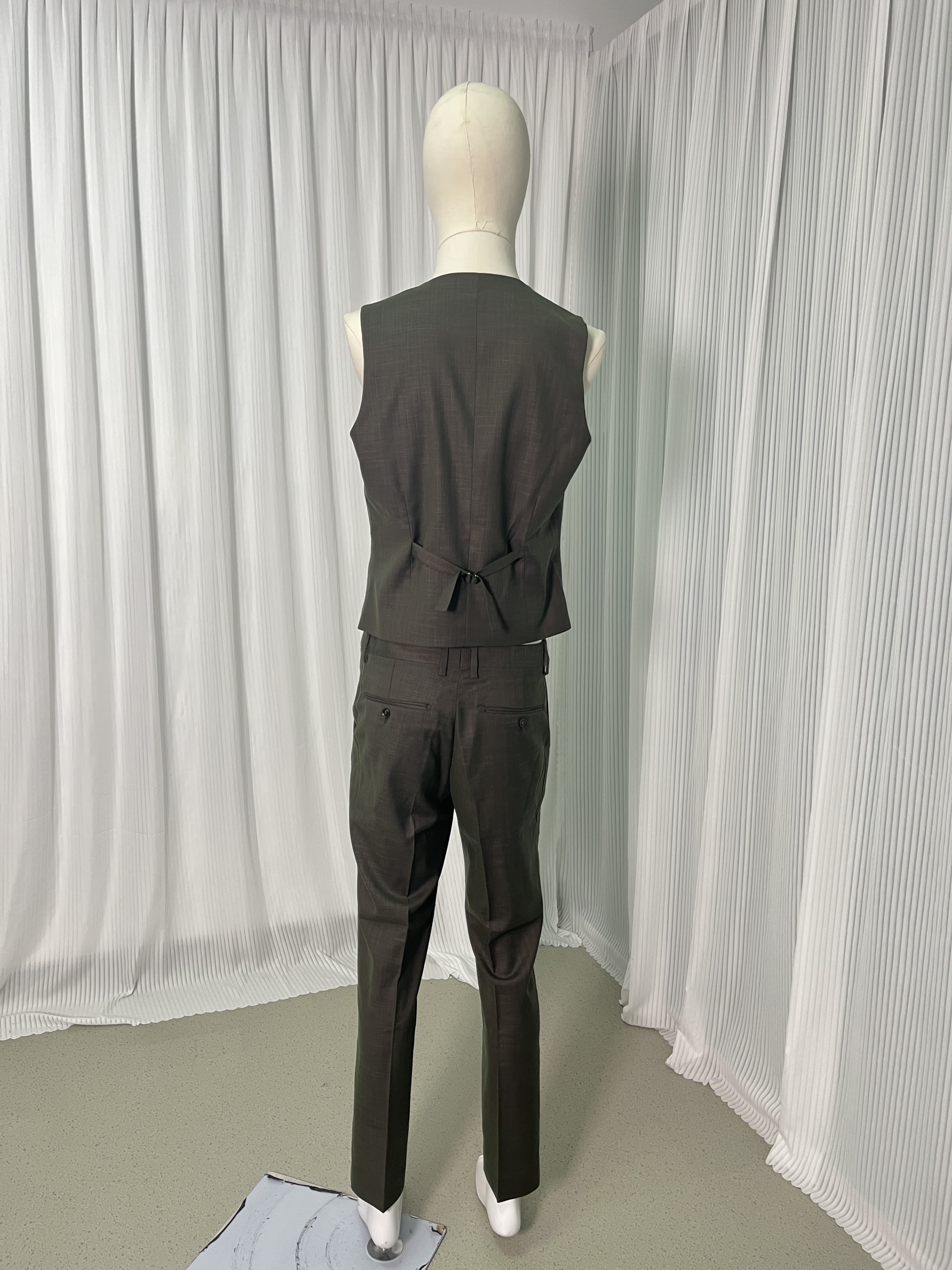 人気上昇！スーツ ジャケット、ベスト、パンツの3点セット オーダーメイド可能 色直し 結婚式