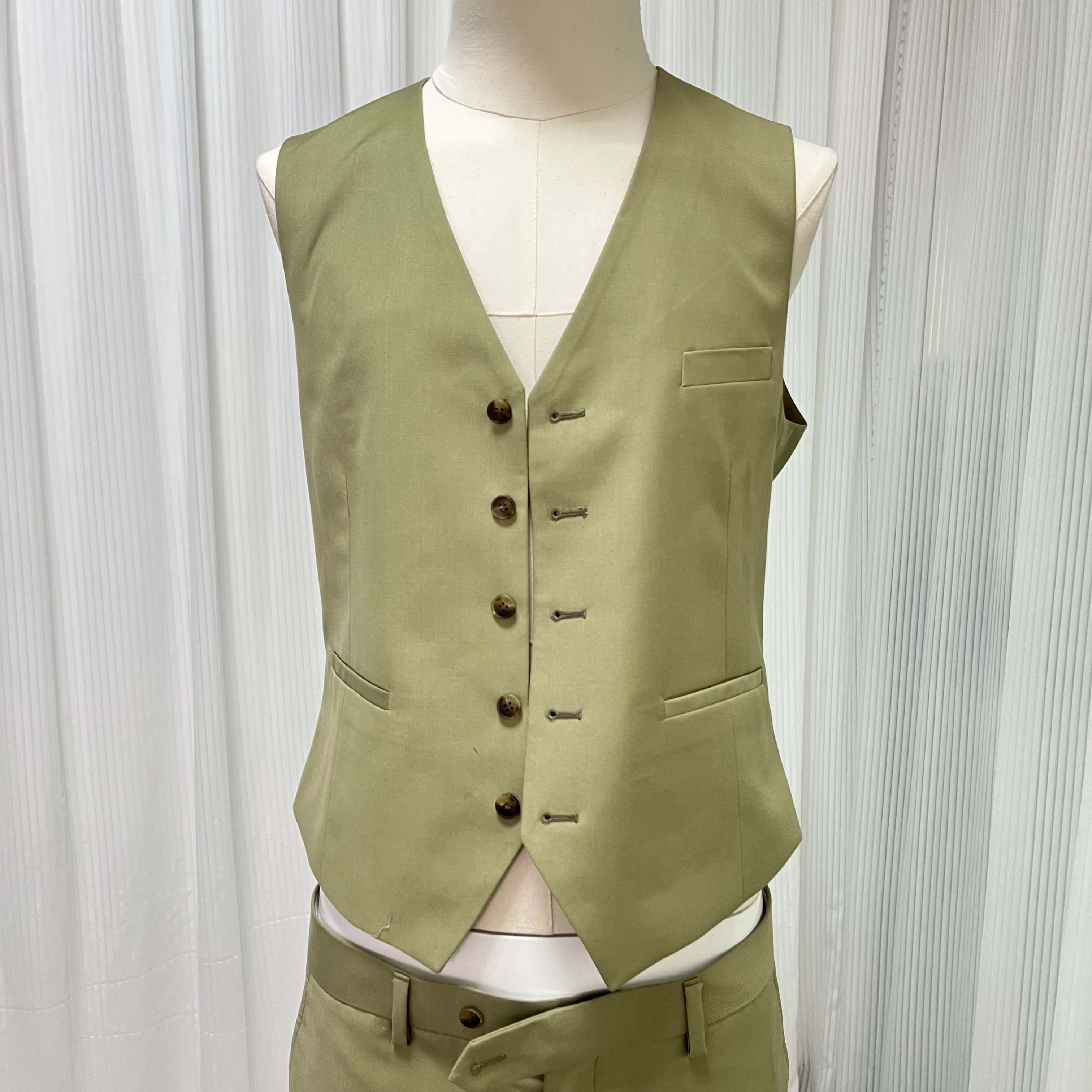 高品質！タキシード３点セット ジャケット＆パンツ　ベスト　ズボン　オーダーメイド お色直し