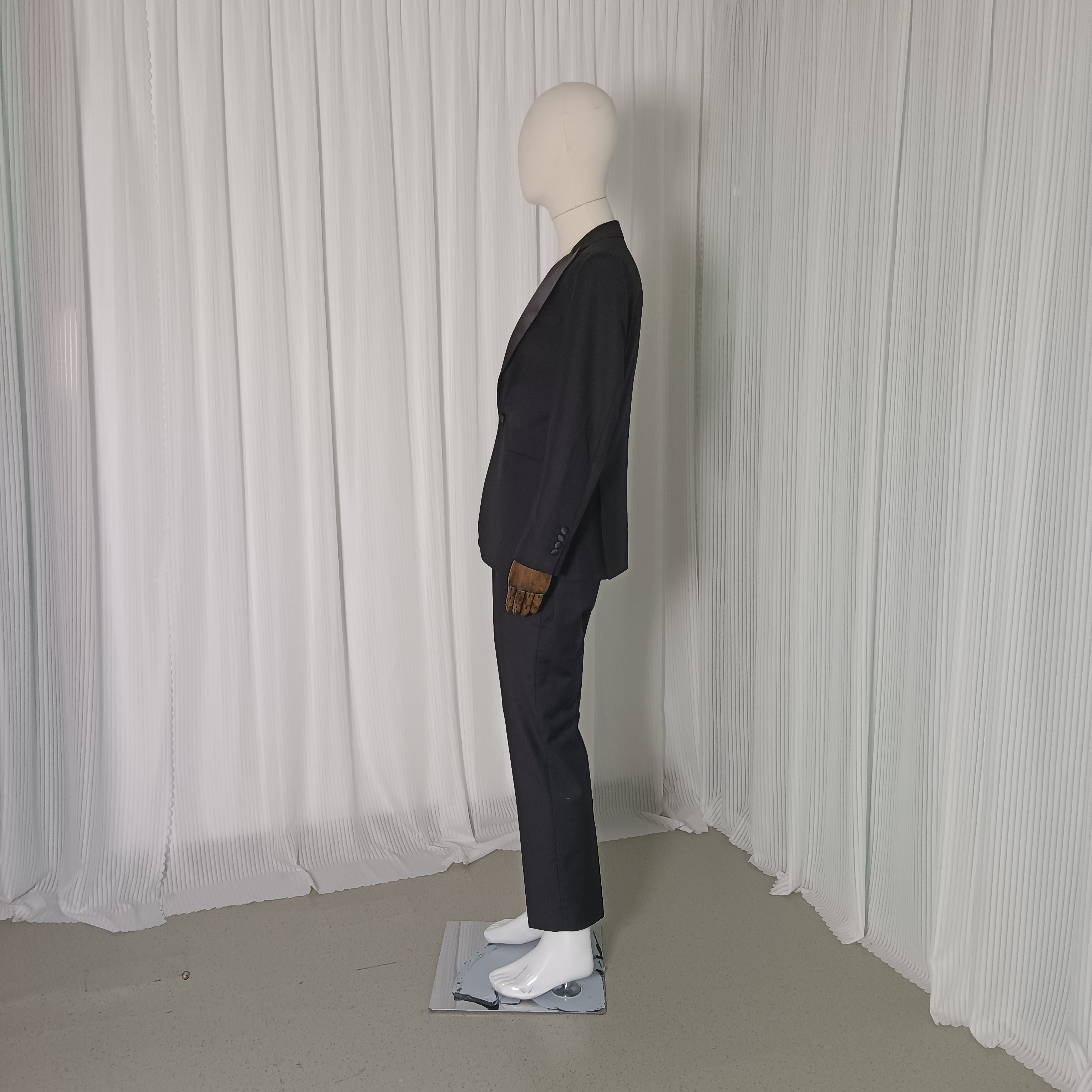高品質！スーツ ブラック ジャケット、パンツの2点セット 新郎衣装