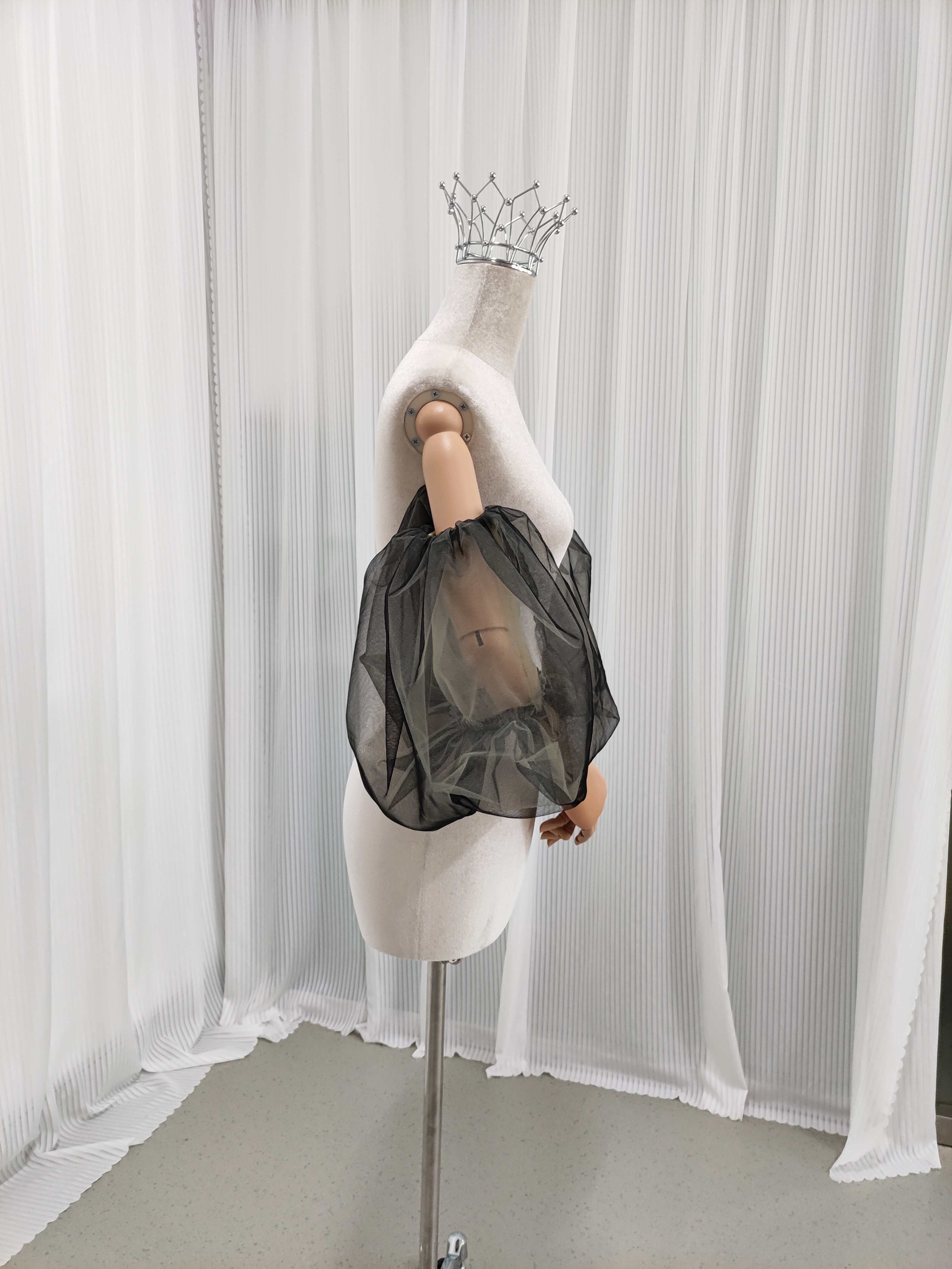 ブラック イエロー パフスリーブ ソフトチュール ストレッチ 結婚式 前撮り 可愛い