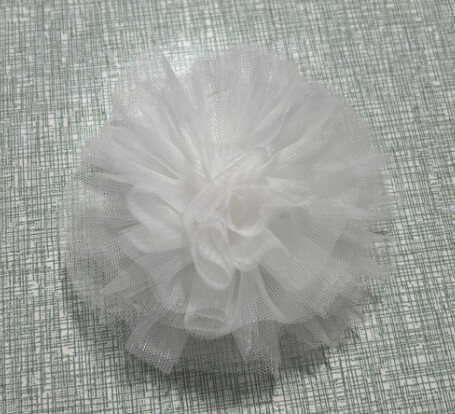 実例写真！ショートベールのみ バラトレーン ソフトチュール コーム付き 優しい 抜群のおしゃれ見え 結婚式