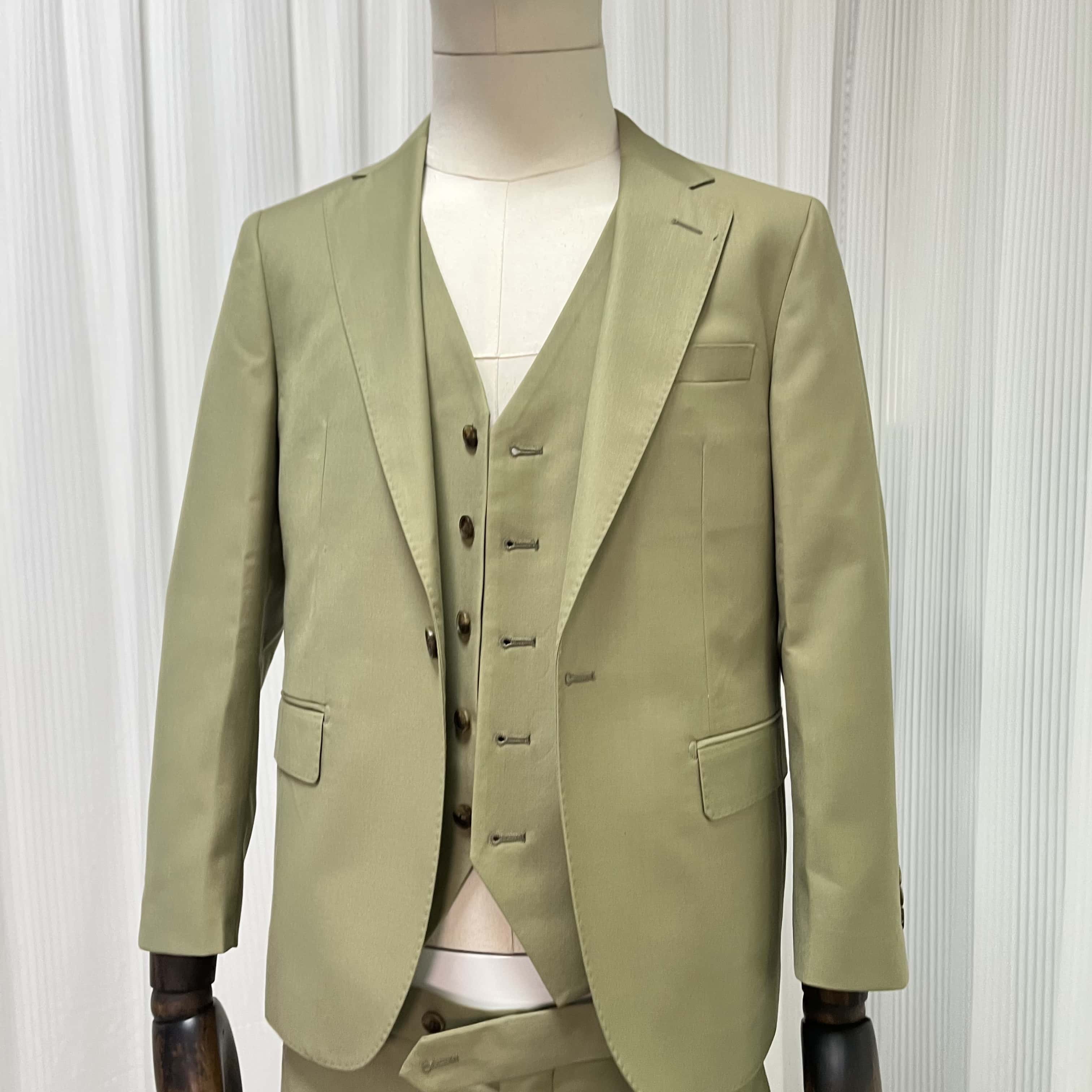 高品質！タキシード３点セット ジャケット＆パンツ　ベスト　ズボン　オーダーメイド お色直し