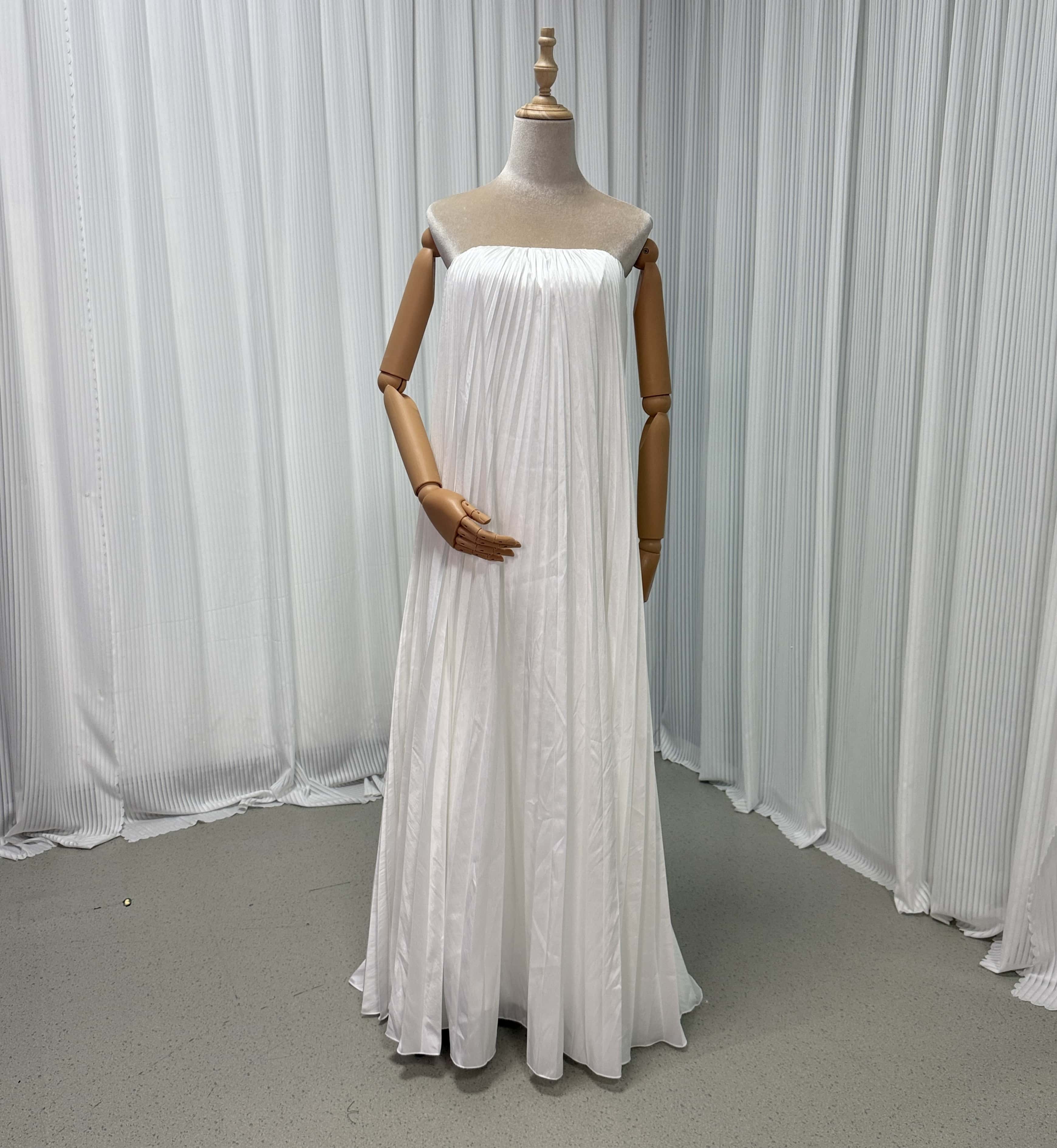 パーティードレス オフホワイト プリーツドレス ベアトップ スレンダーライン シルクタフタ ロング 披露宴/結婚式