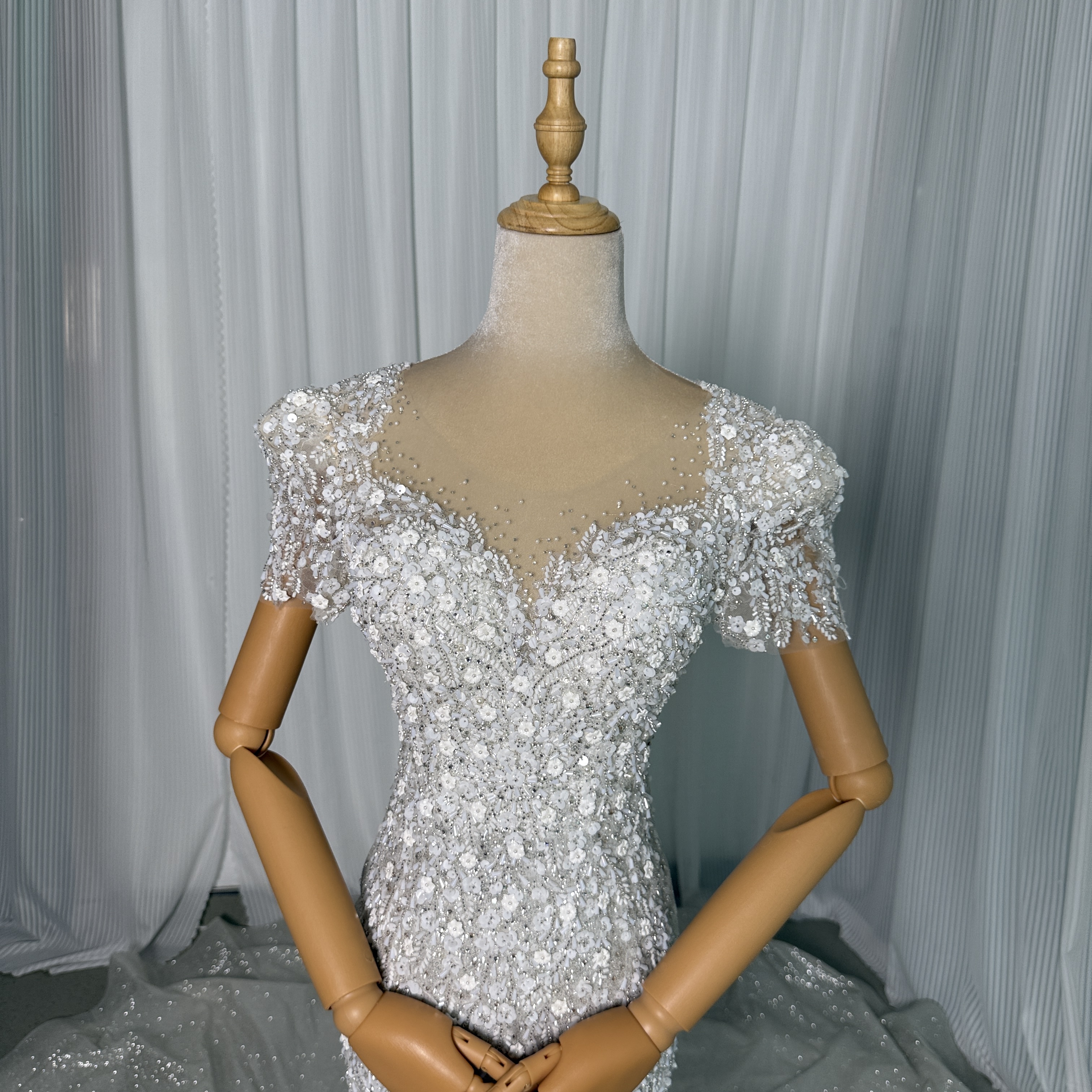 豪華！ウエディングドレス 韓国風ドレス グリッタードレス 半袖 マーメイドライン ハンドメイド 結婚式 花嫁