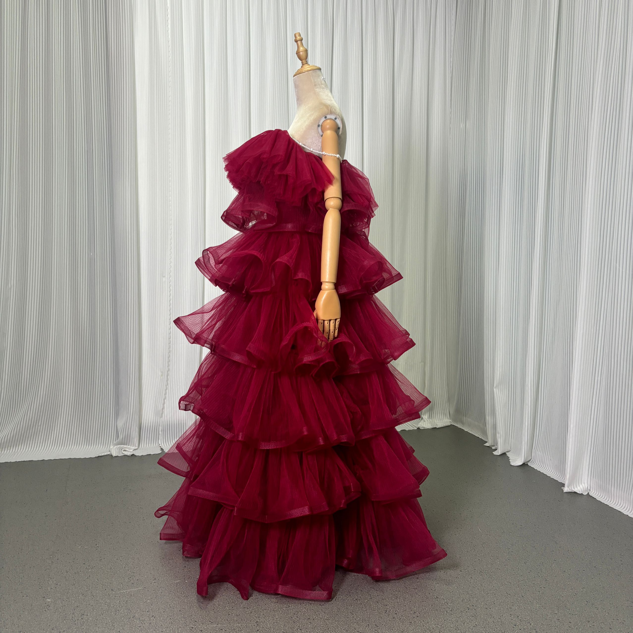 カラードレス ボルドー色 ビーズキャミソール ティアードのドレス ロング ラッフルフリル 前撮り 二次会