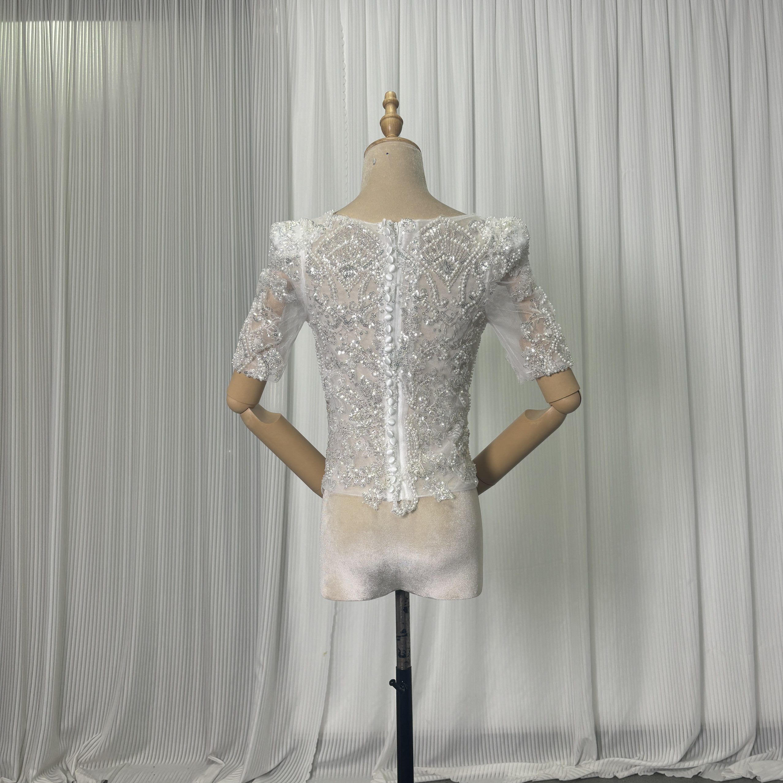 ボレロ 半袖 3D立体レース刺繍 くるみボタン ビーズ キラキラスパンコール 結婚式/披露宴