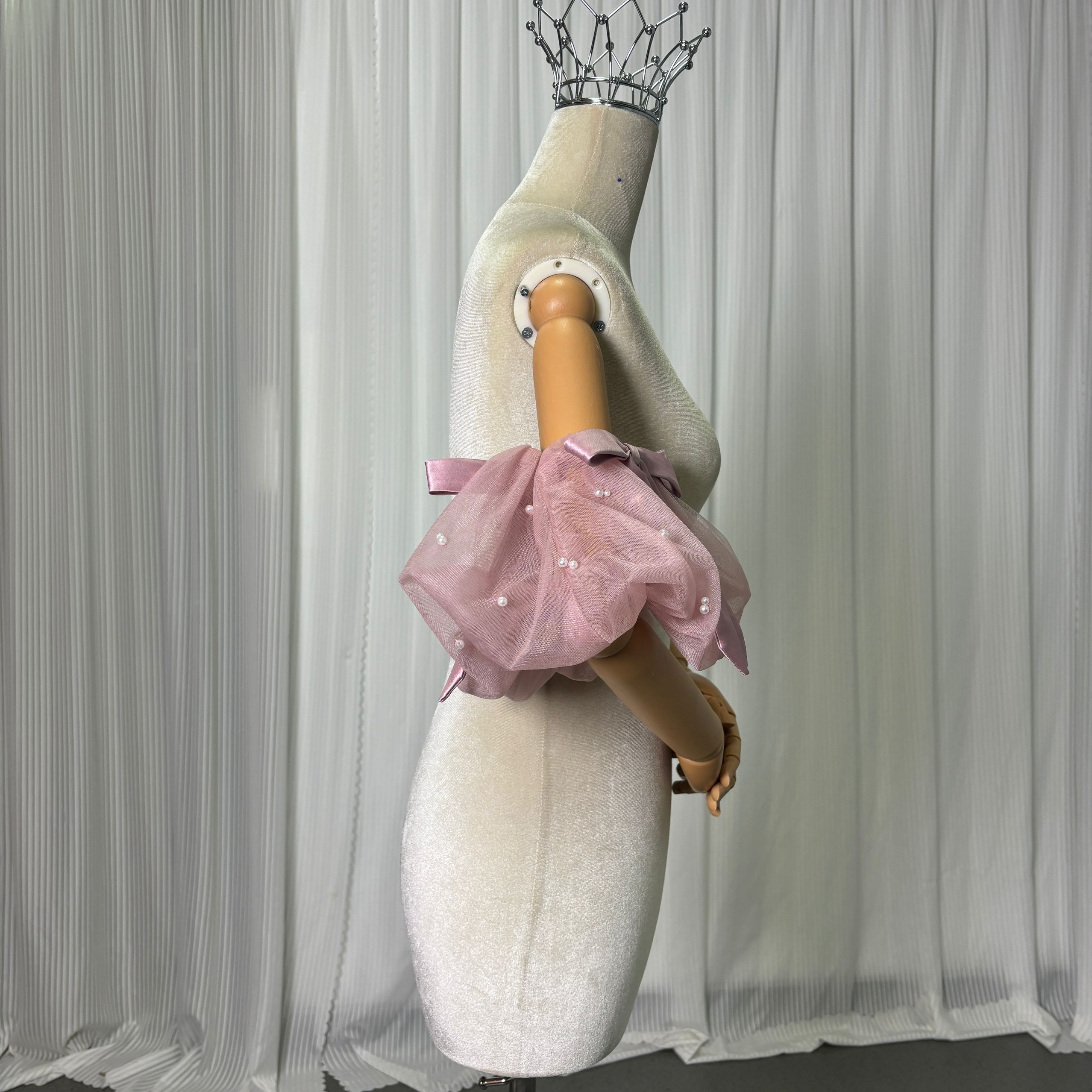 実例写真！パフスリーブ ピンク パール リボン ストレッチ 可愛い 結婚式/披露宴