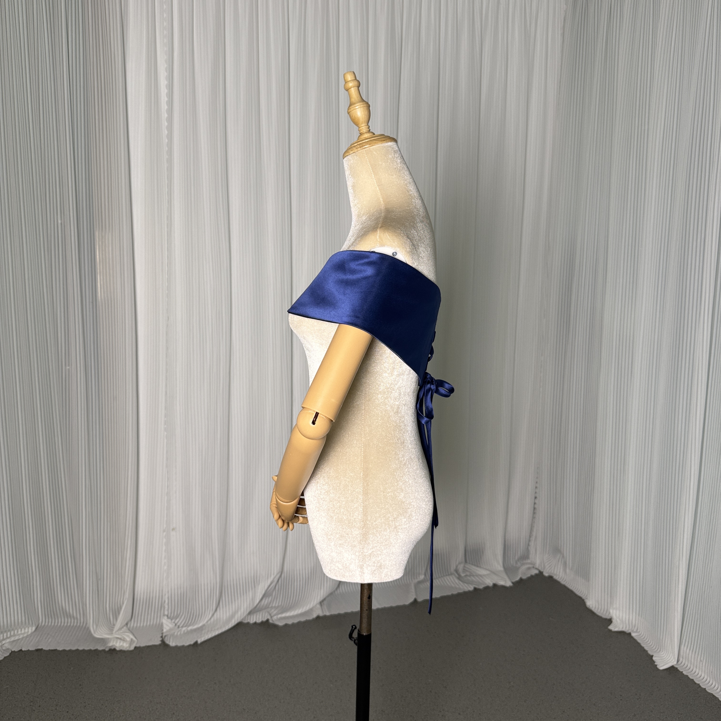 ネイビー 取り外しオフショルダー 光沢サテン オーダーメイド可能 お色直し 編み上げ