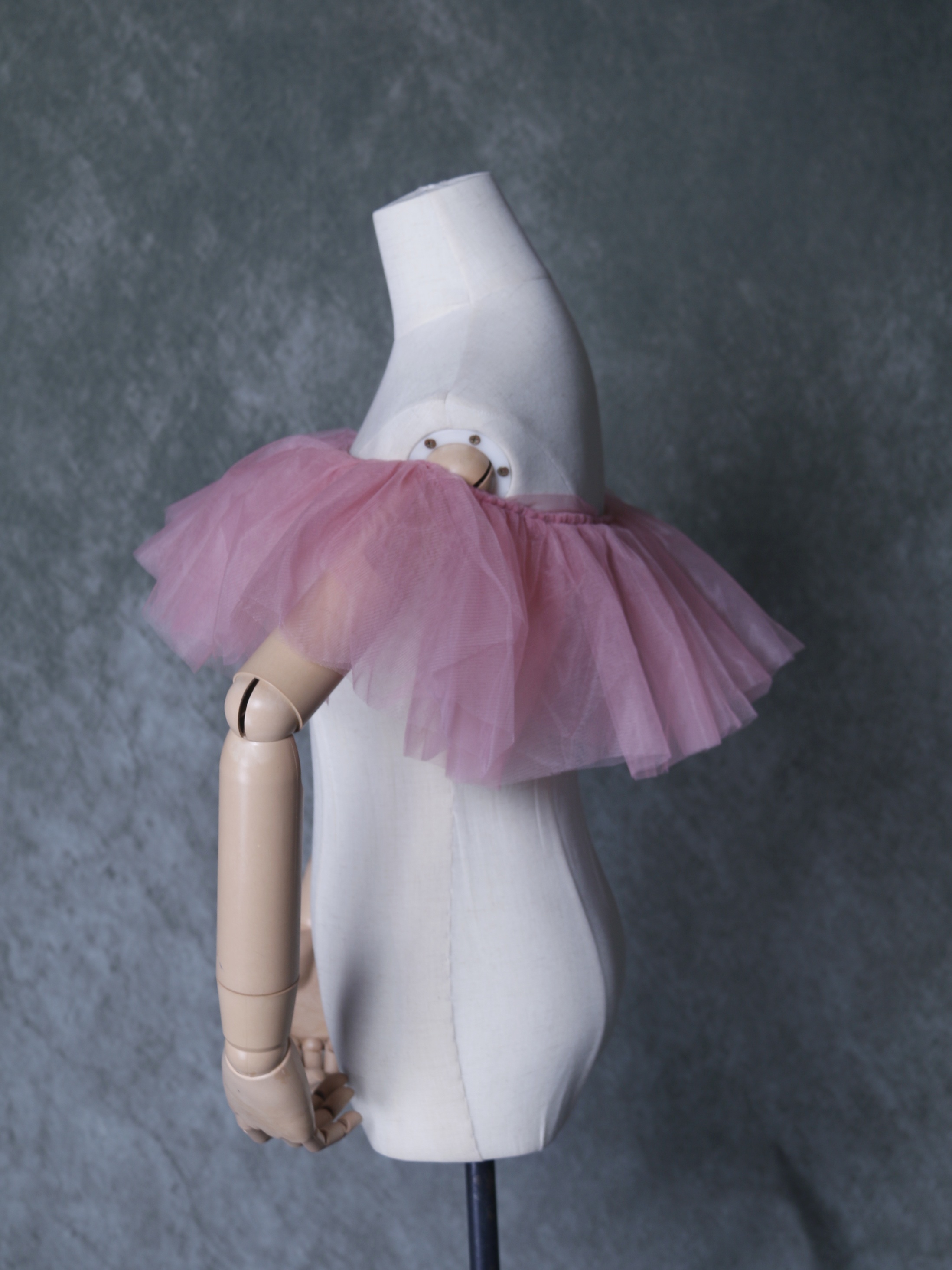 オフショルダー ピンク ソフトチュール デザイン感 ストレッチ ウエディングドレス