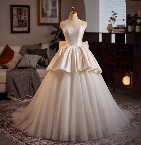 フランス風 ウェディングドレス ベアトップ プリンセスライン リボン 結婚式/披露宴 大人っぽい