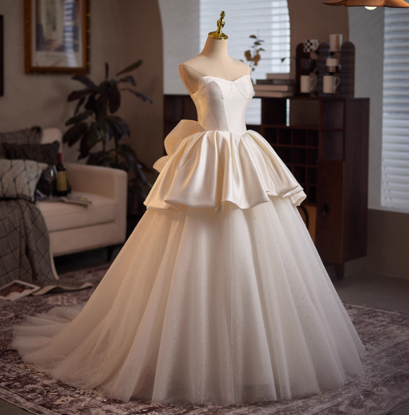 フランス風 ウェディングドレス ベアトップ プリンセスライン リボン 結婚式/披露宴 大人っぽい
