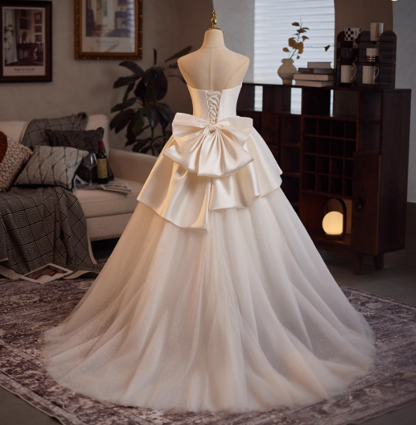 フランス風 ウェディングドレス ベアトップ プリンセスライン リボン 結婚式/披露宴 大人っぽい