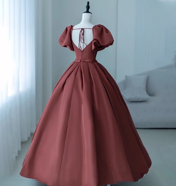 カラードレス ボルドー色 ハンドドレープ パフスリーブ 背中見せ プリンセスライン 花嫁
