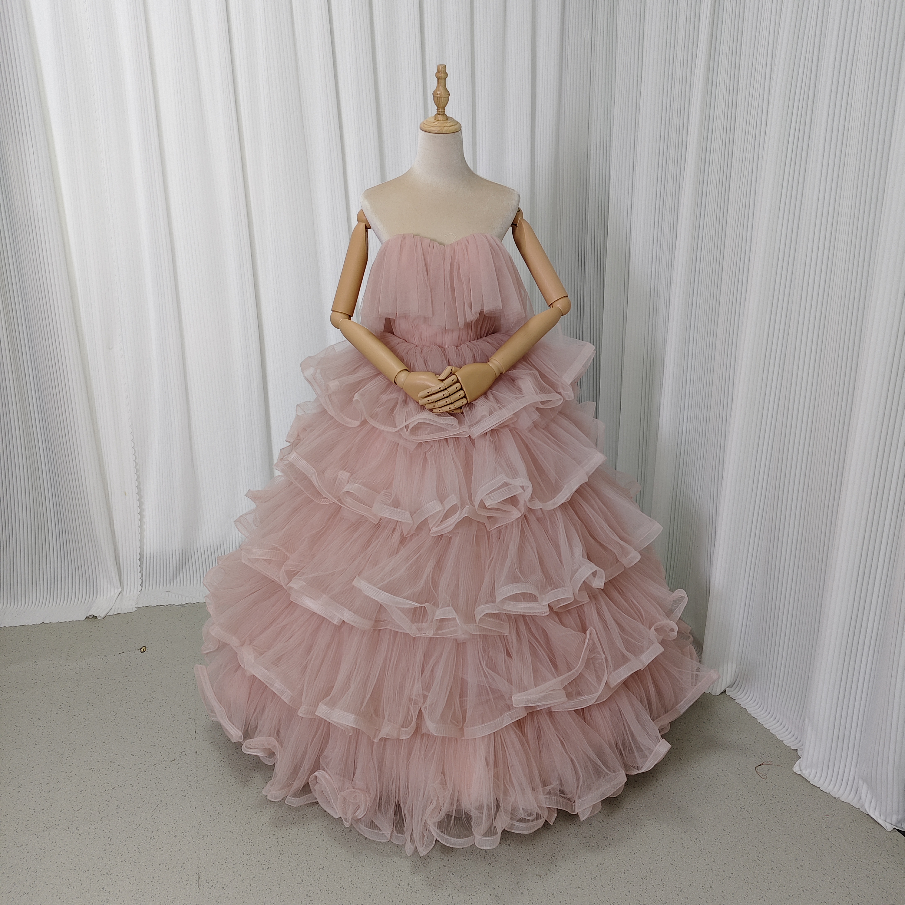 カラードレス ピンク ベアトップ フリルドレス ラッフルフリル 可愛い プリンセスライン ロング 前撮り