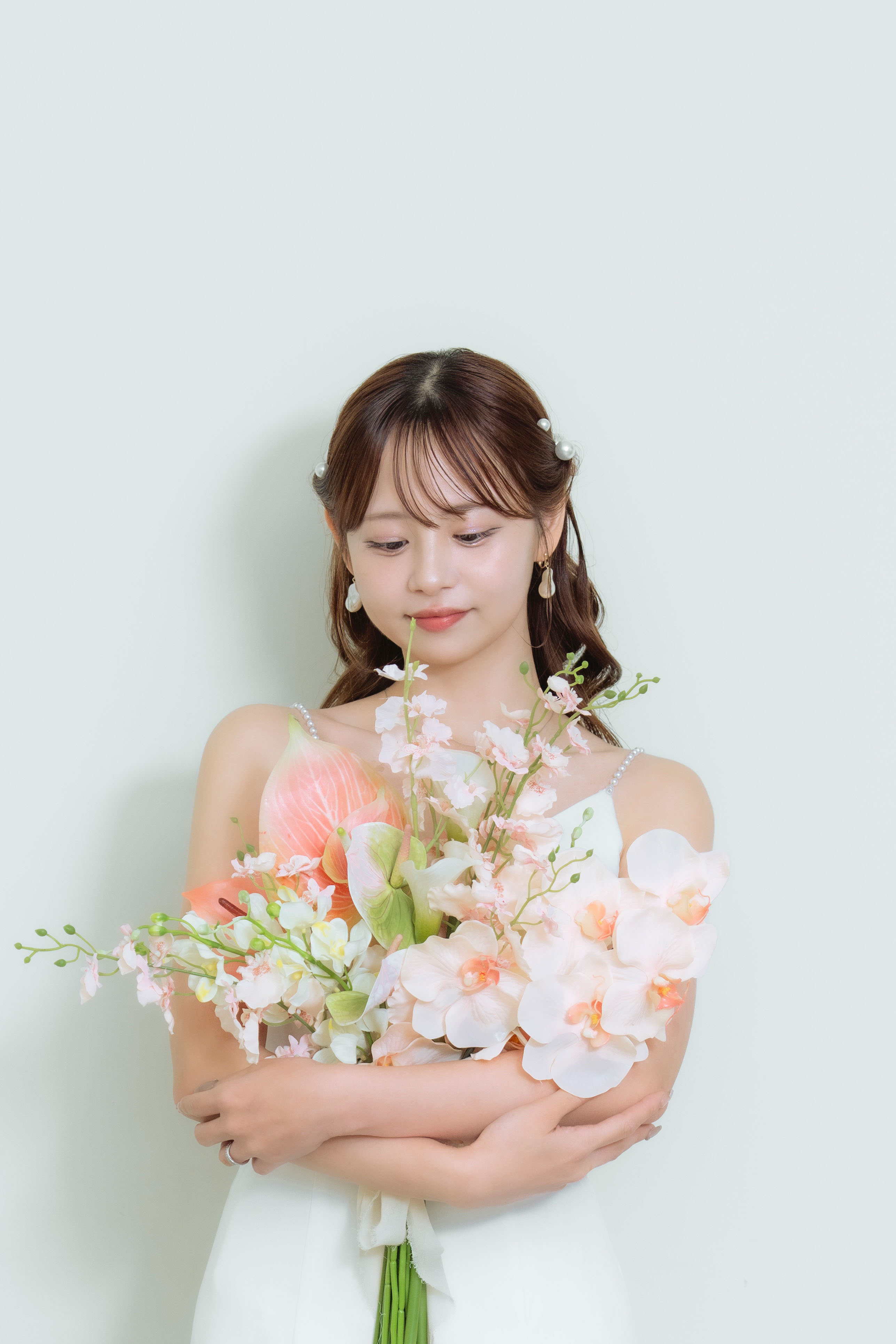  送料無料！実例写真！ウェディングドレス ホワイト キャミソール ショール パール 結婚式　前撮りドレス