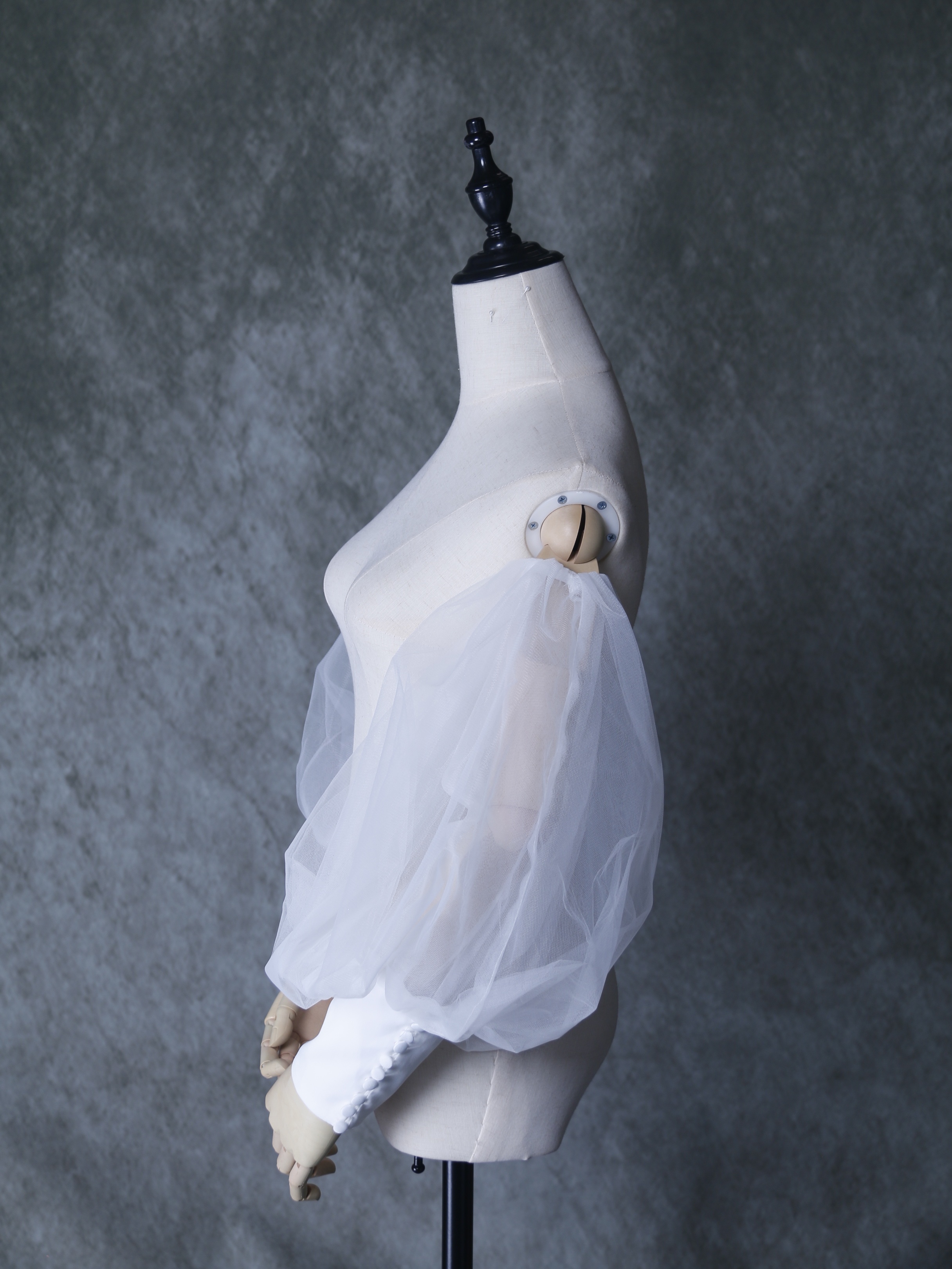 シースルー袖 オフホワイト パフスリーブ くるみボタン 取り外し袖 ストレッチ ウェディングドレス