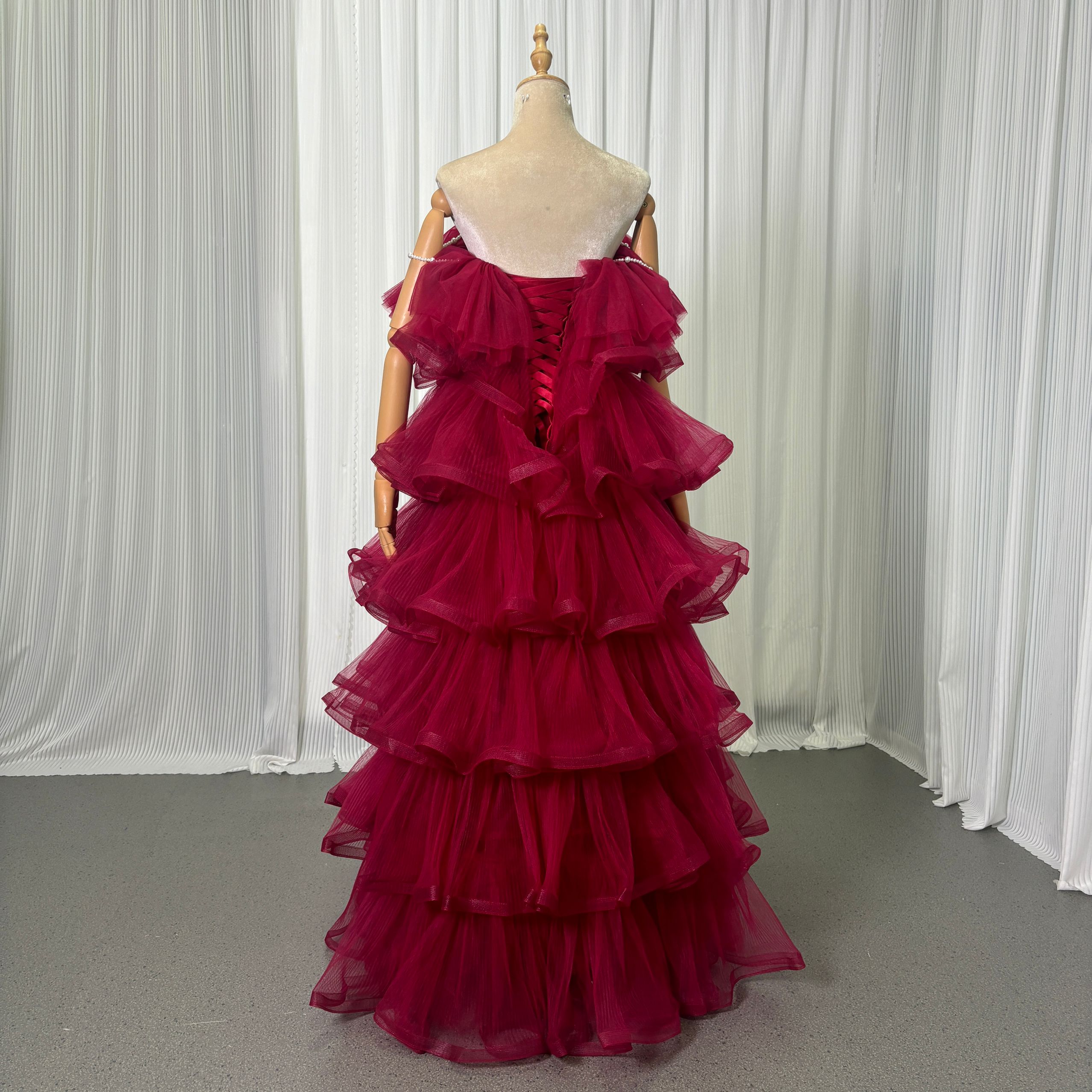 カラードレス ボルドー色 ビーズキャミソール ティアードのドレス ロング ラッフルフリル 前撮り 二次会