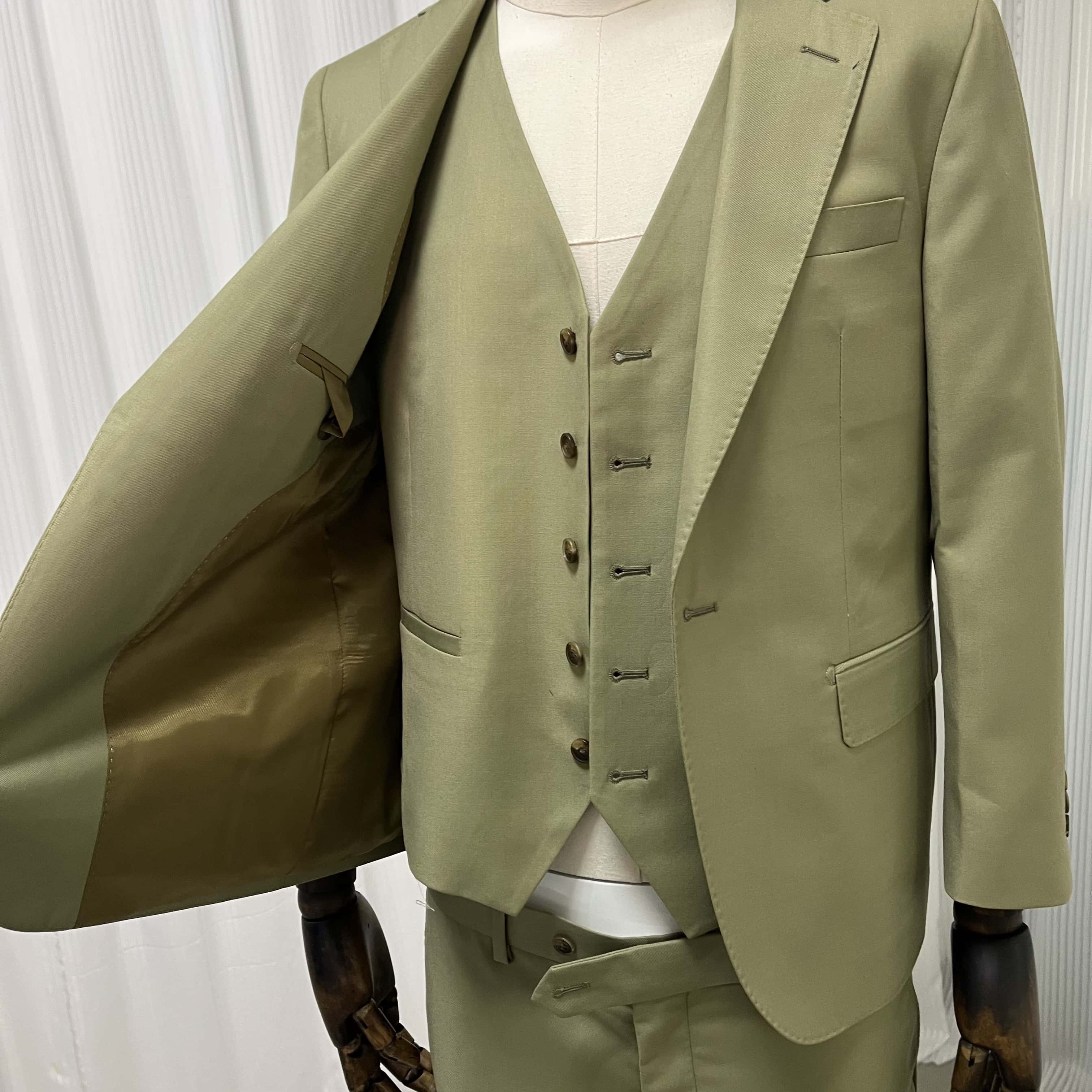 高品質！タキシード３点セット ジャケット＆パンツ　ベスト　ズボン　オーダーメイド お色直し