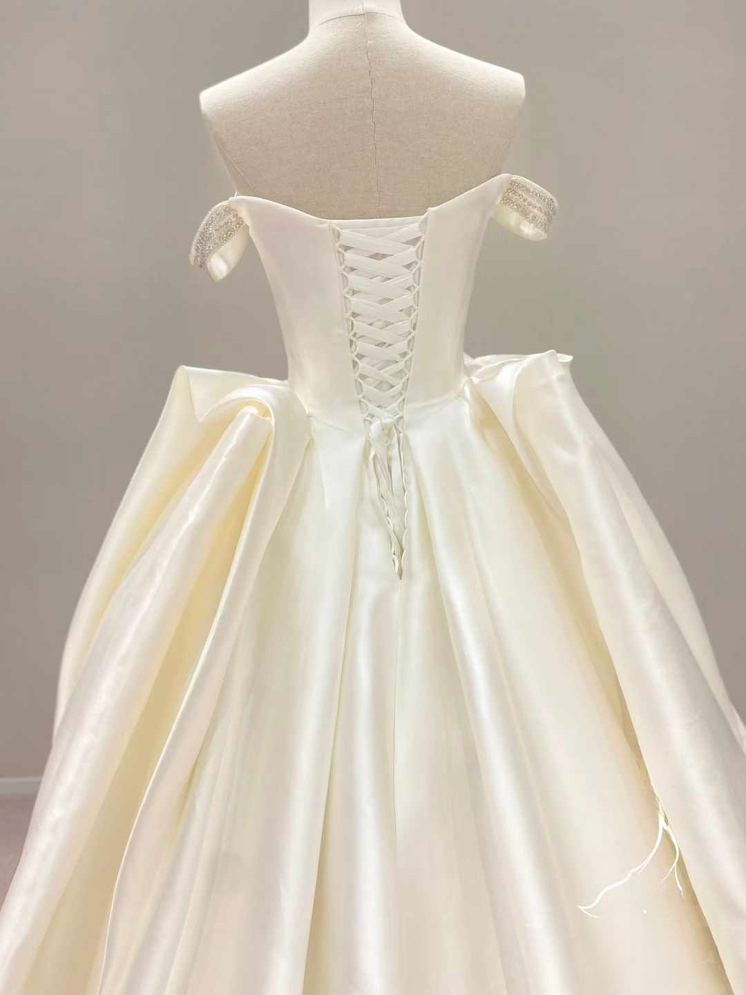 ウエディングドレス オフショルダー アイボリー ビジュー ミカドサテン プリンセスライン 結婚式