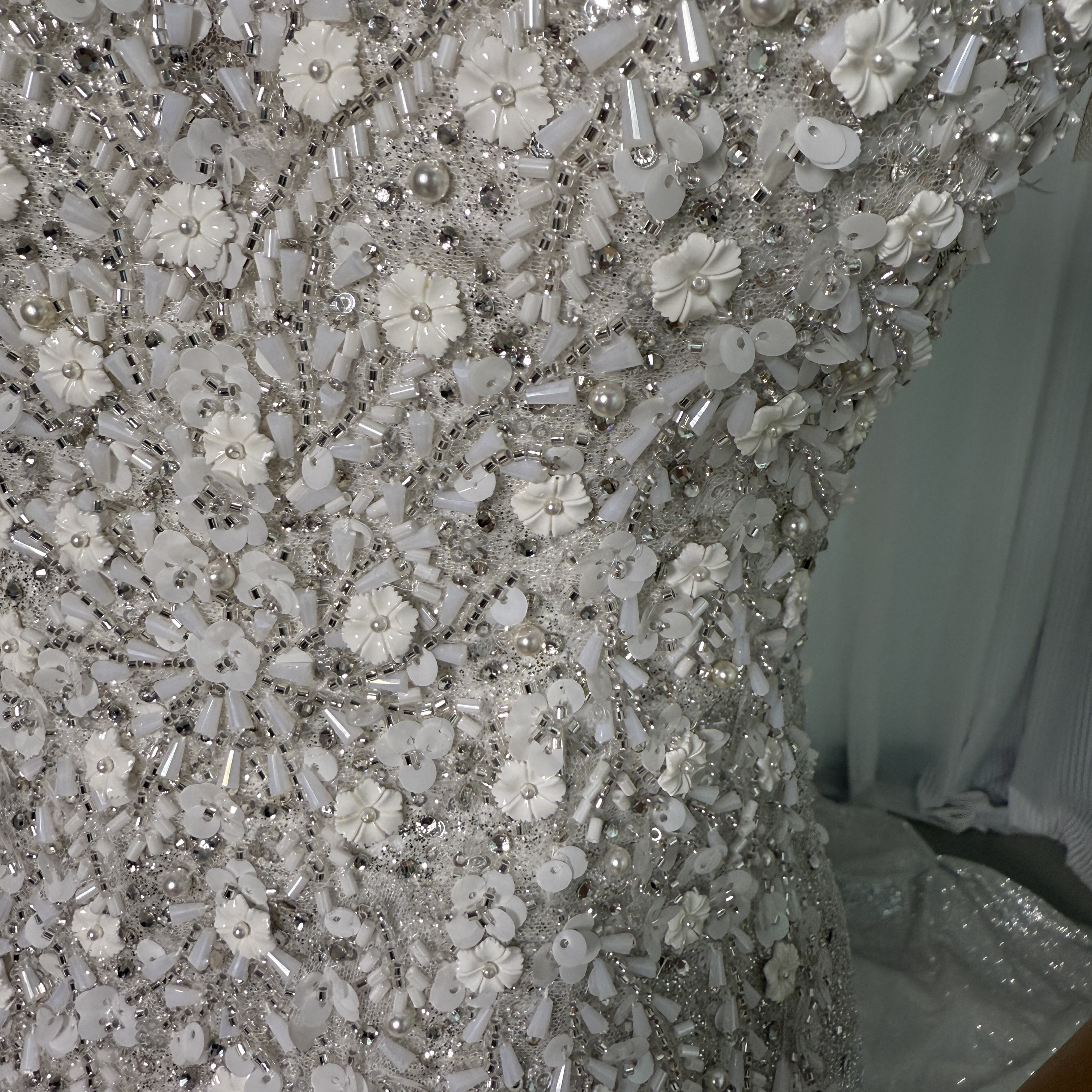 豪華！ウエディングドレス 韓国風ドレス グリッタードレス 半袖 マーメイドライン ハンドメイド 結婚式 花嫁