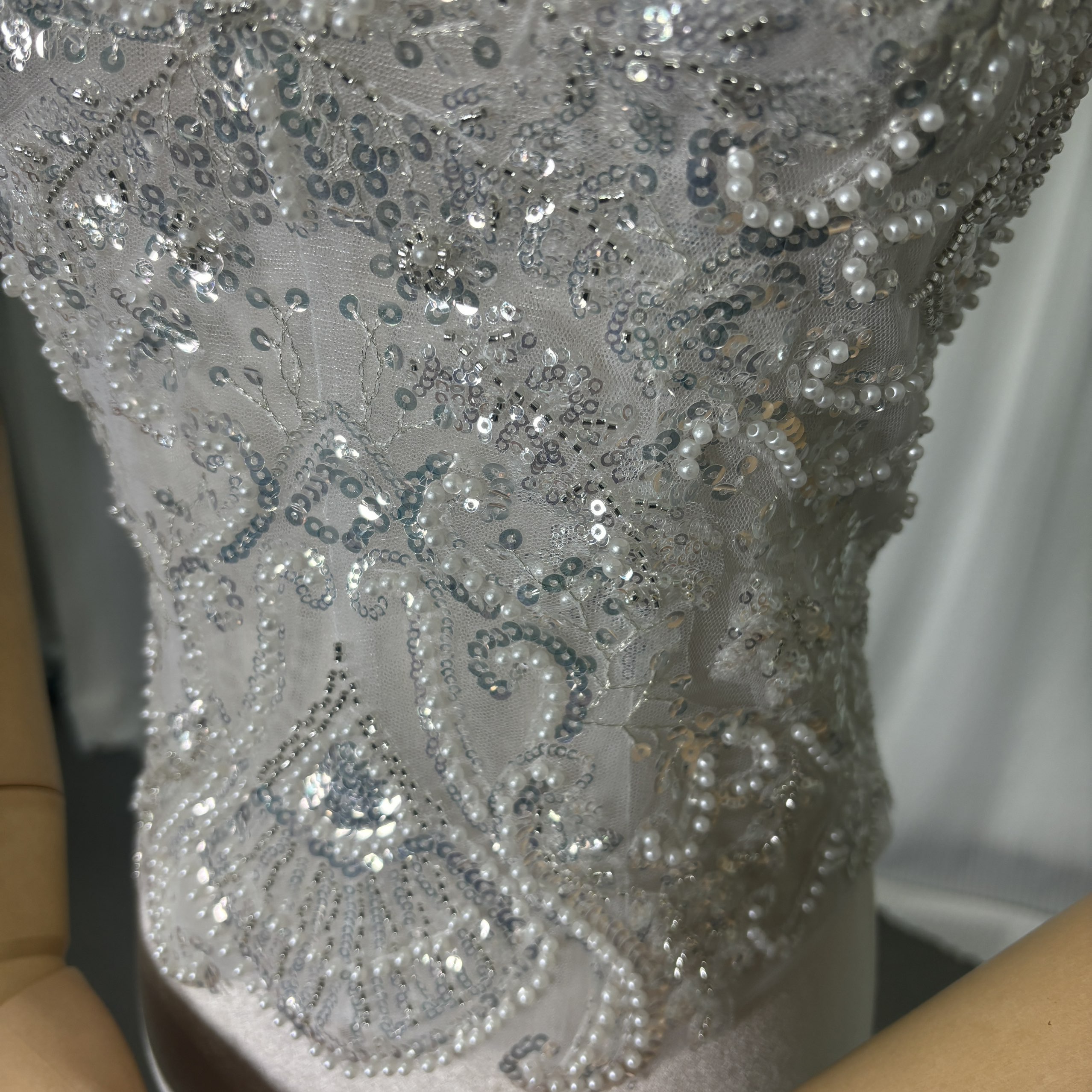 ボレロ 半袖 3D立体レース刺繍 くるみボタン ビーズ キラキラスパンコール 結婚式/披露宴