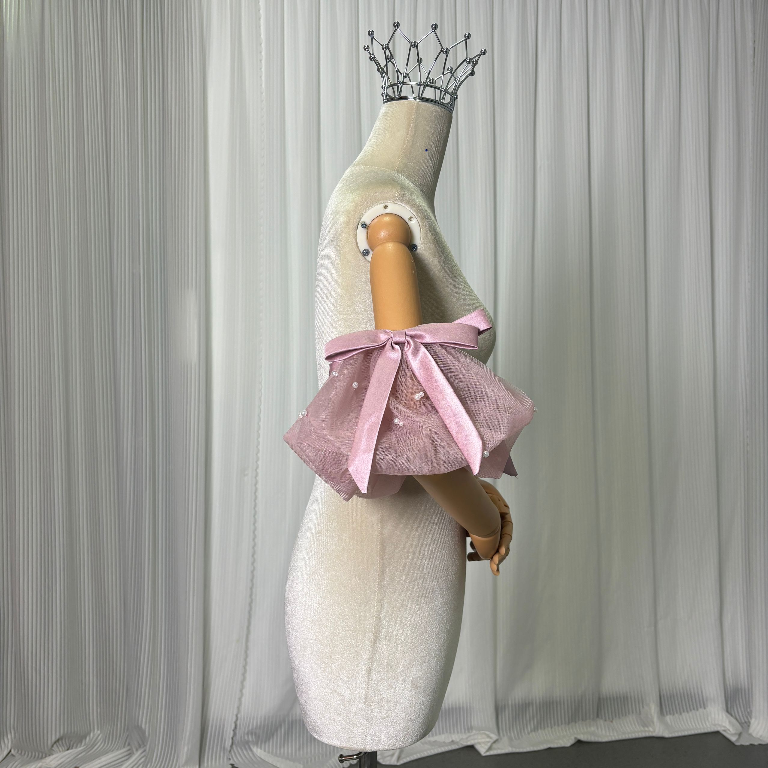 実例写真！パフスリーブ ピンク パール リボン ストレッチ 可愛い 結婚式/披露宴