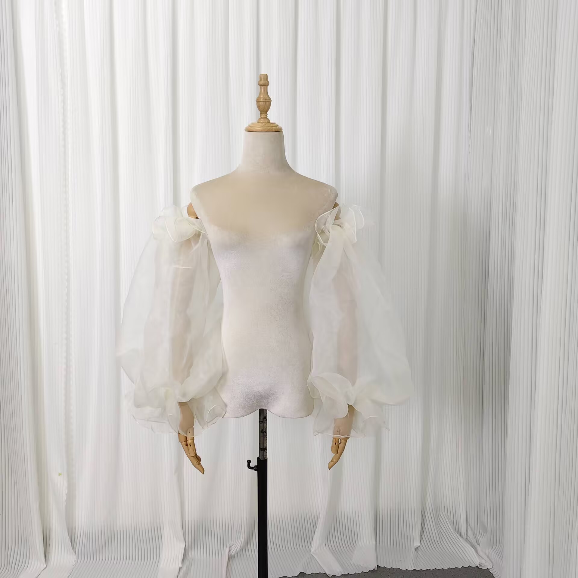 取り外し可能な付け袖 薄シャンパン色 上質オーガンジー パフスリーブ オーダーメイド ストレッチ 前撮り