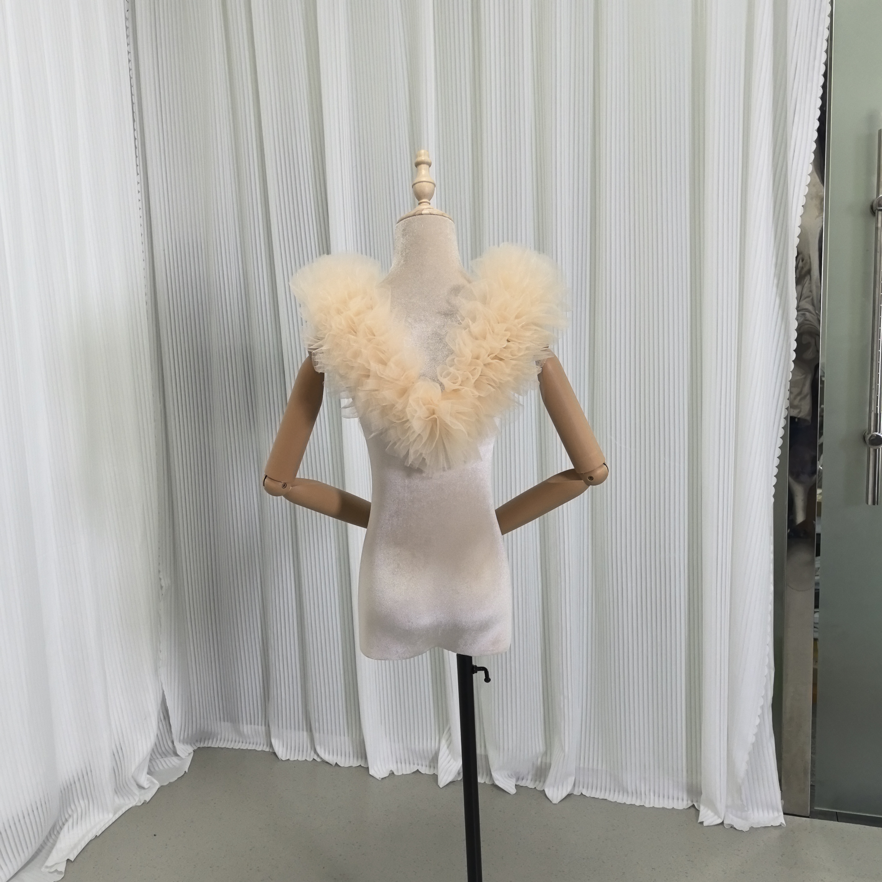 取り外しオフショルダー シャンパン色 ソフトチュール 編み上げ 披露宴 前撮り 色直し