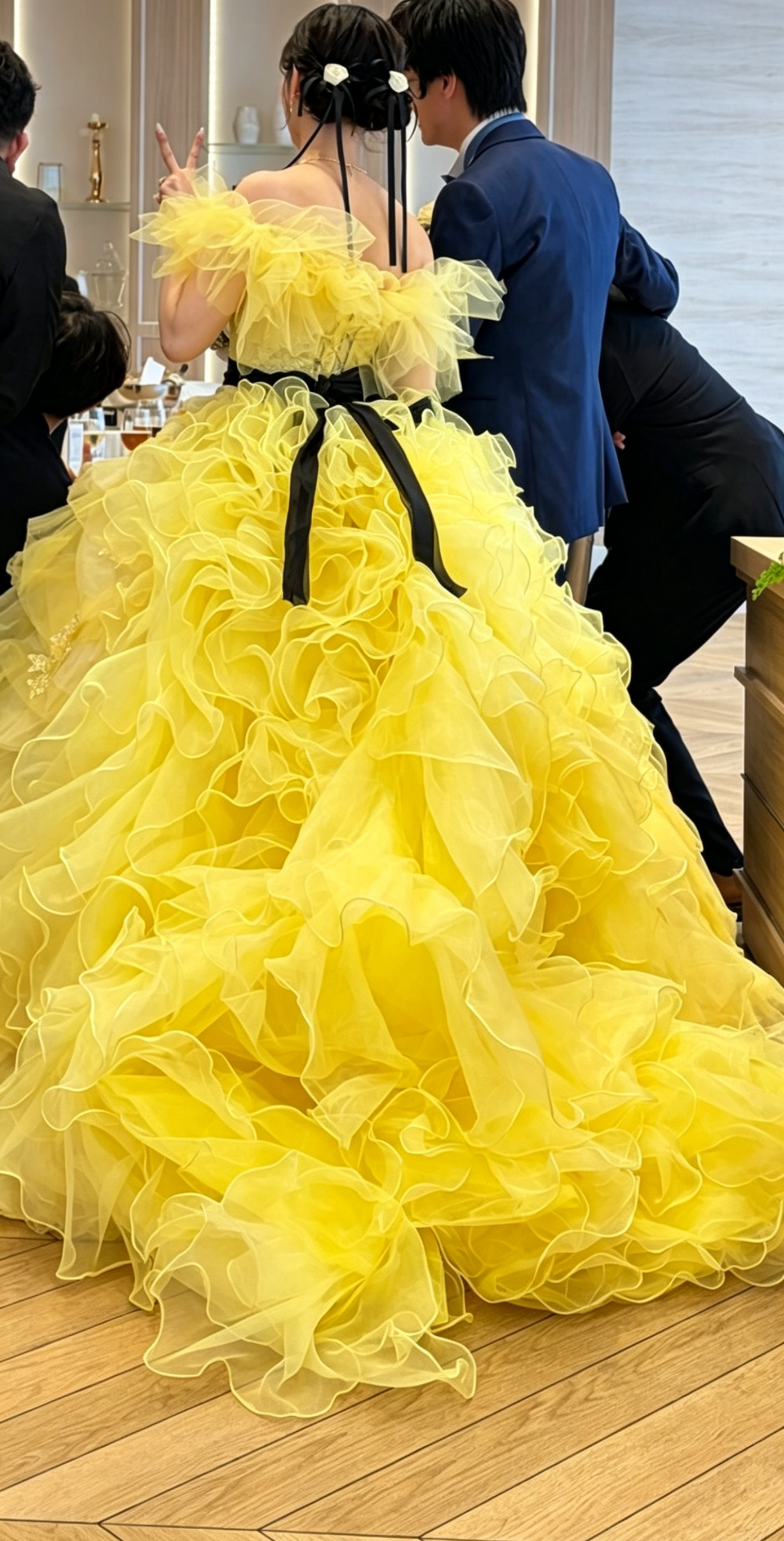 実例写真！イエロー フリルトレーンのみ ラッフルフリル ソフトチュール 花嫁