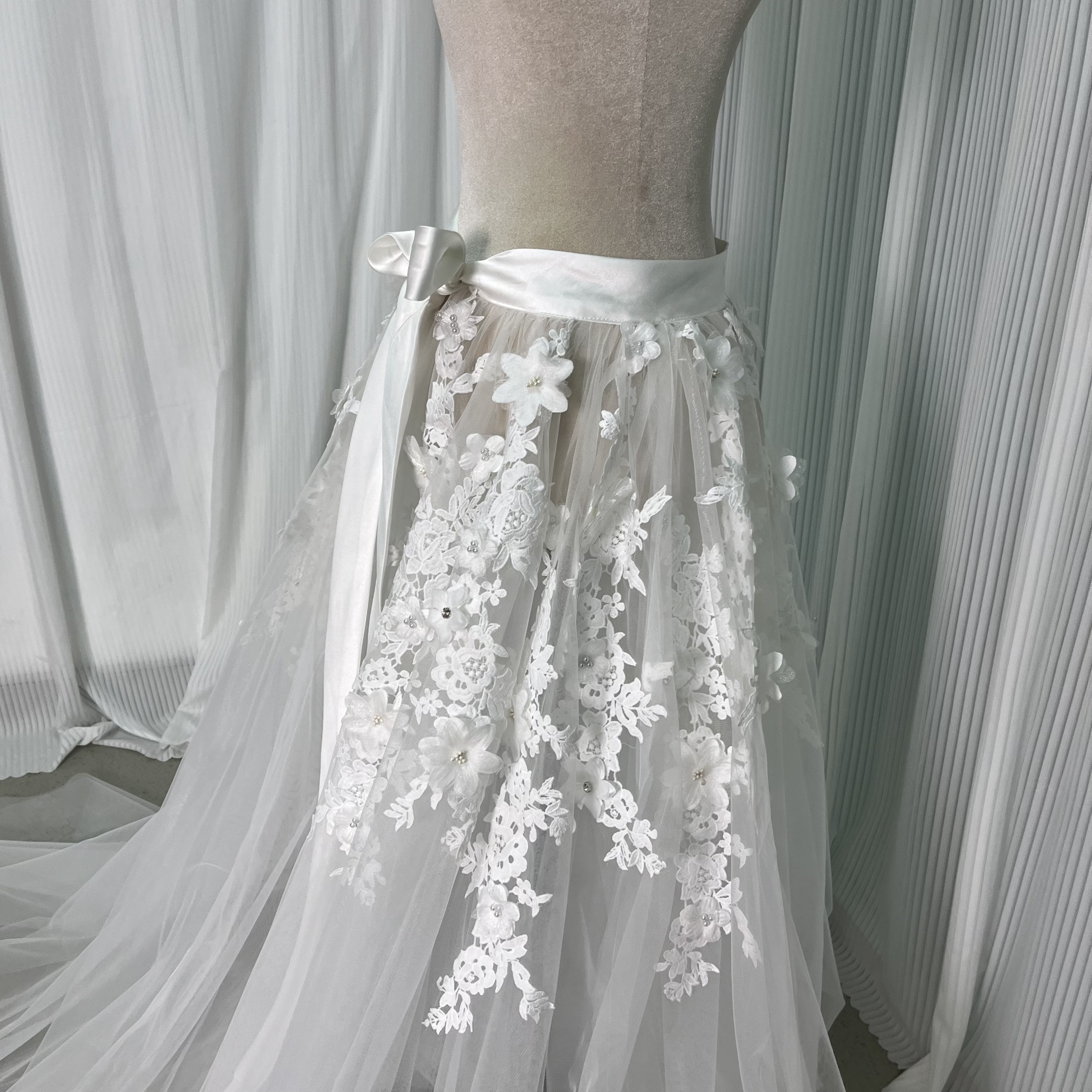 オーバースカート 3D立体レース刺繍 リボン チュールスカート 花嫁/ウェディングドレス