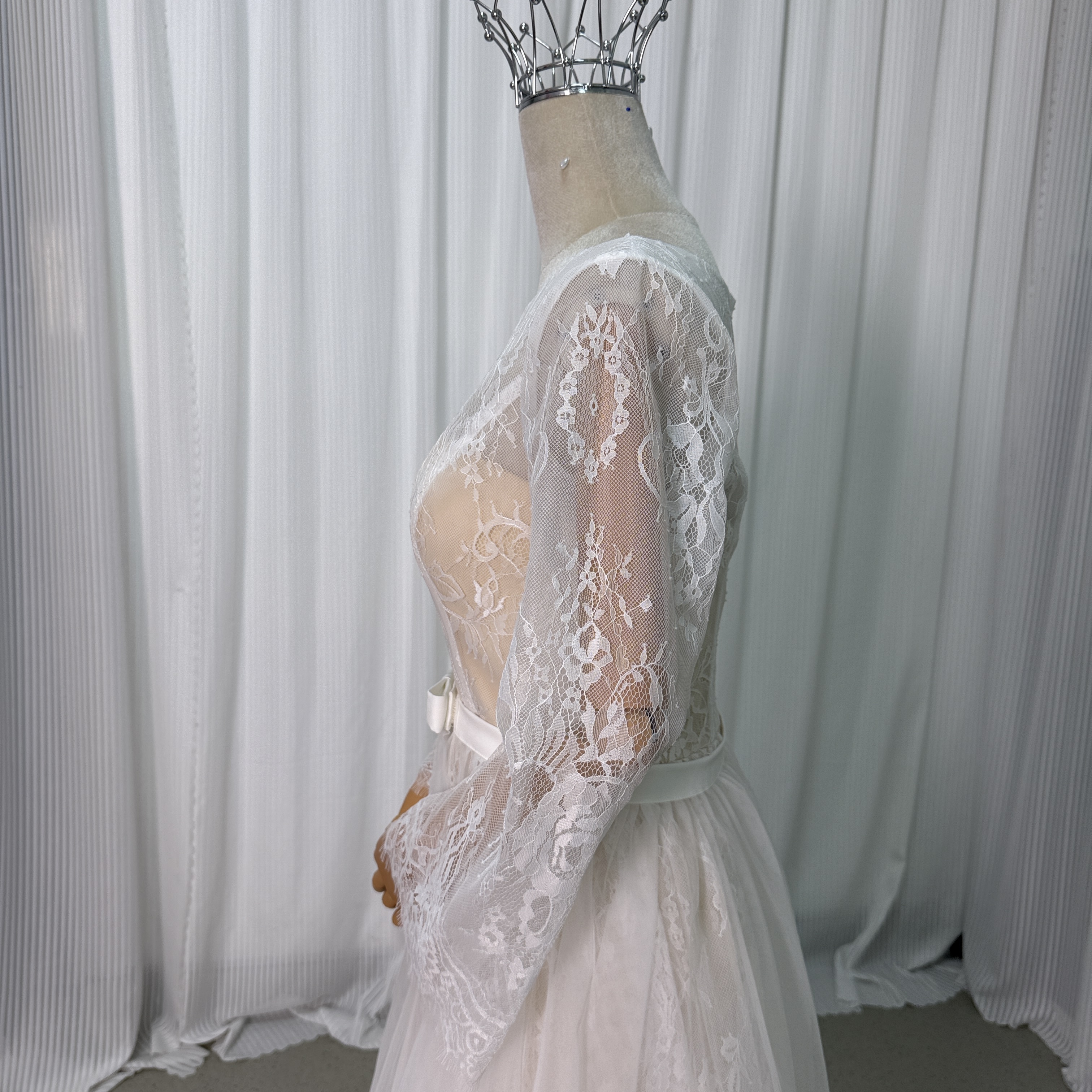 クラシカル パーティードレス スレンダードレス+オーバースカート 長袖 繊細総レース 結婚式 二次会 花嫁