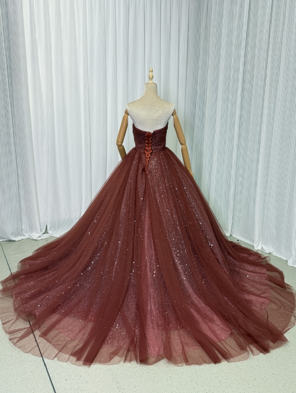 上品！カラードレス ボルドー色 ベアトップ デザイン感 キラキラスパンコール チュールスカート 花嫁