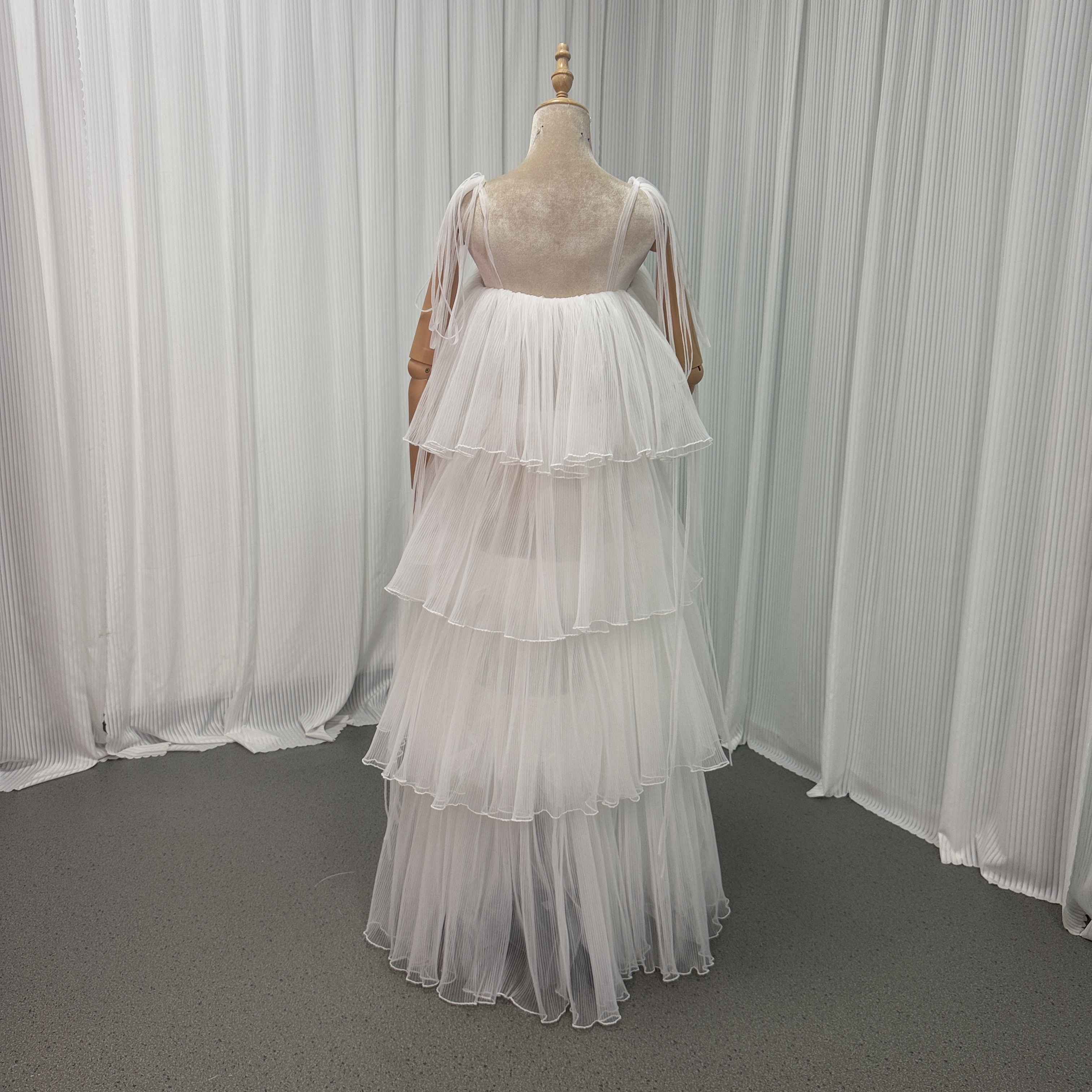 ウエディングドレス オーバードレス キャミソール プリーツスカート ふわふわ オフホワイト 色直し