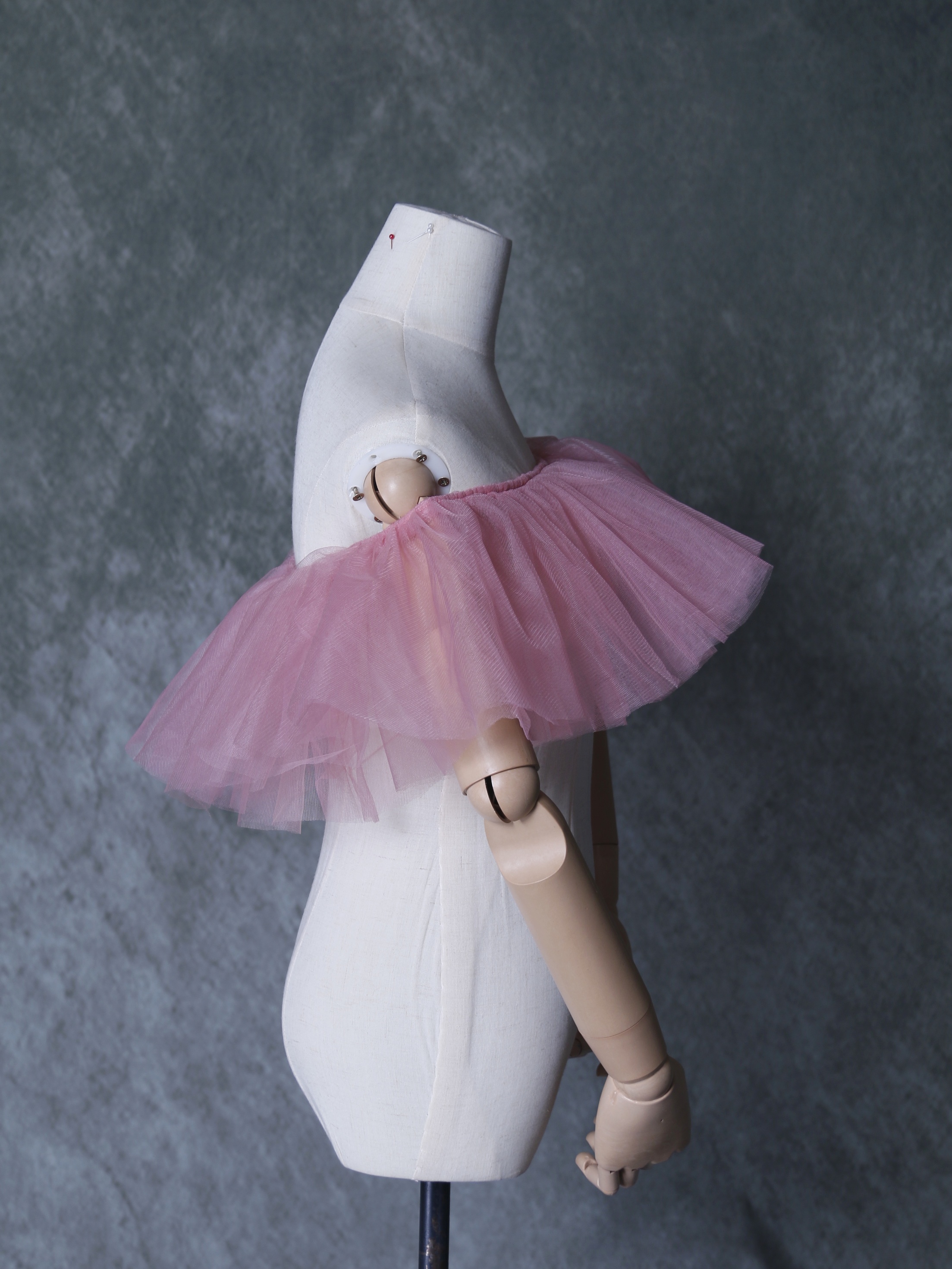 オフショルダー ピンク ソフトチュール デザイン感 ストレッチ ウエディングドレス