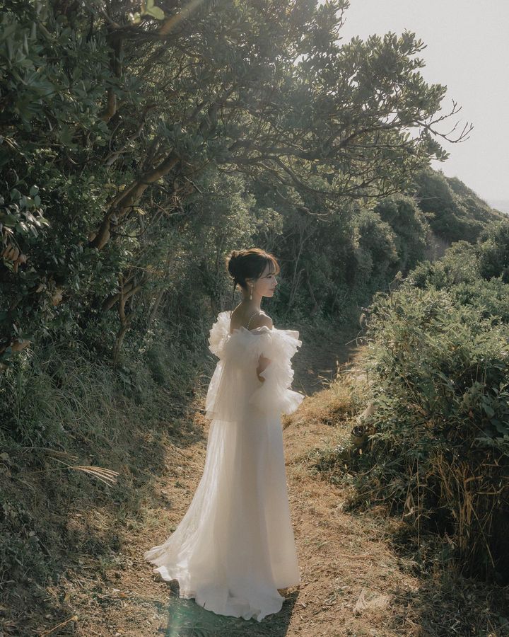  送料無料！実例写真！ウェディングドレス ホワイト キャミソール ショール パール 結婚式　前撮りドレス