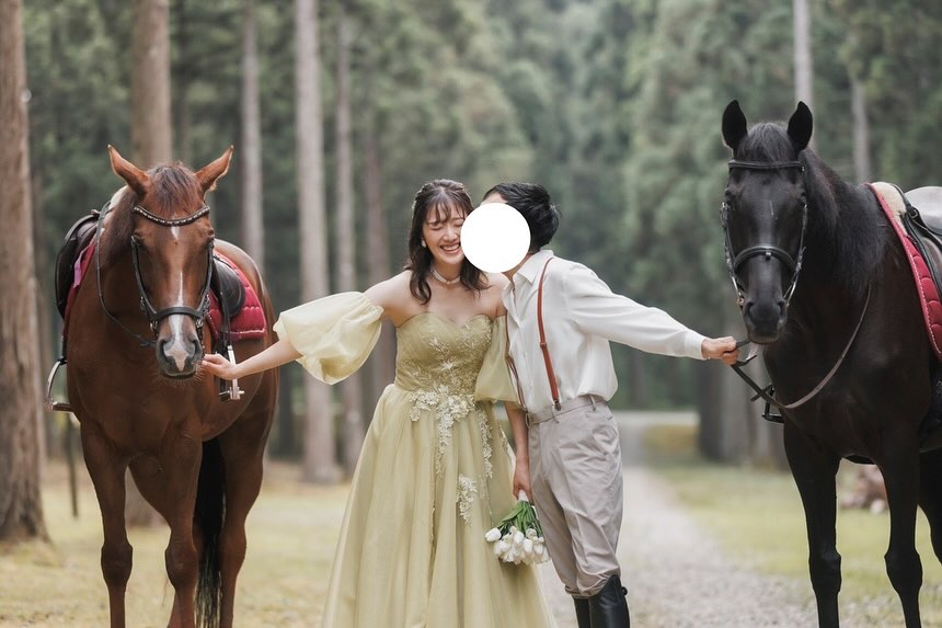 実例写真！カラードレス ベアトップ グリーン パフスリーブ ビーズ 美しい花レース ソフトチュール 可愛い 前撮り