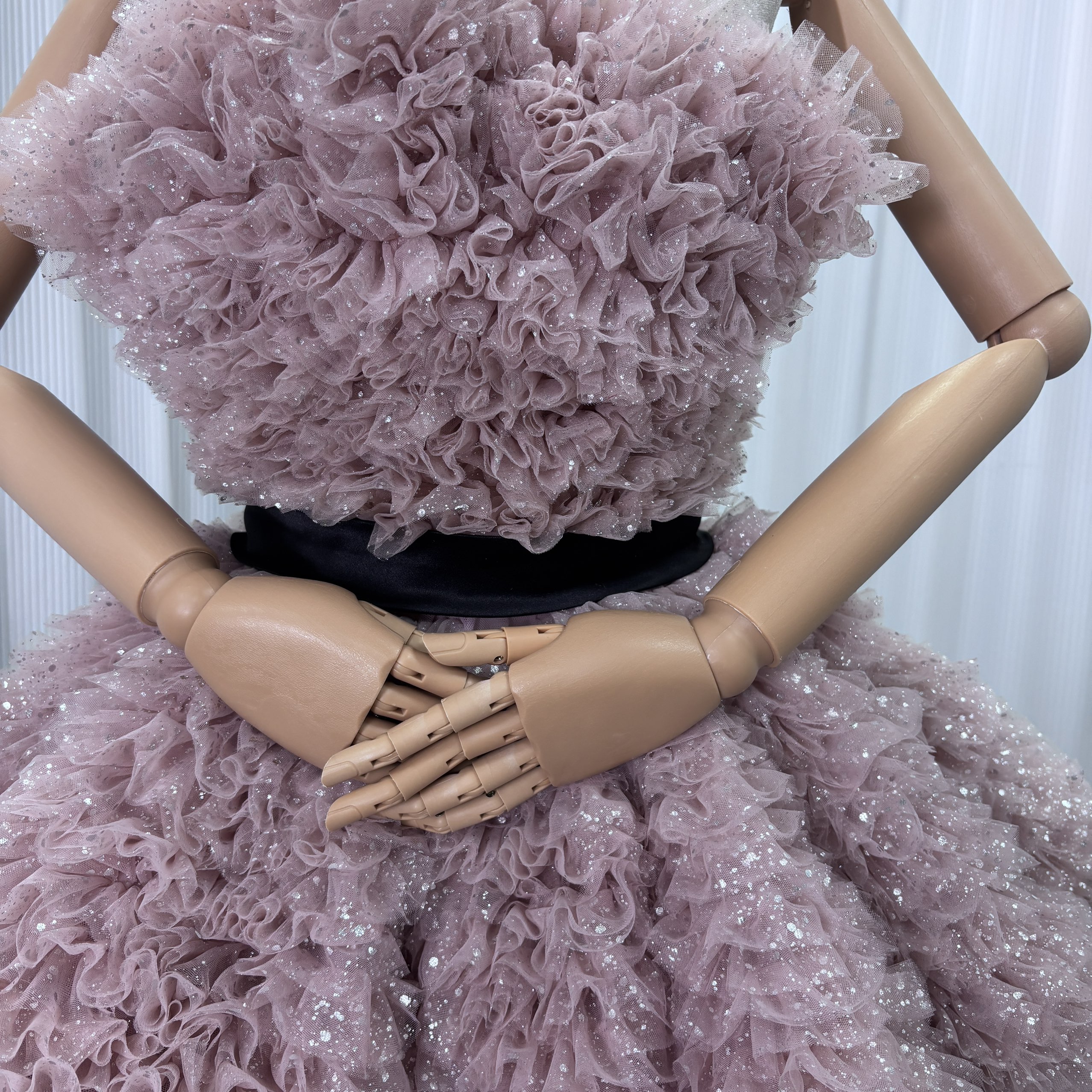 トップス ローズピンク キラキラチュール ベアトップ 優雅なシルエット 編み上げ 花嫁