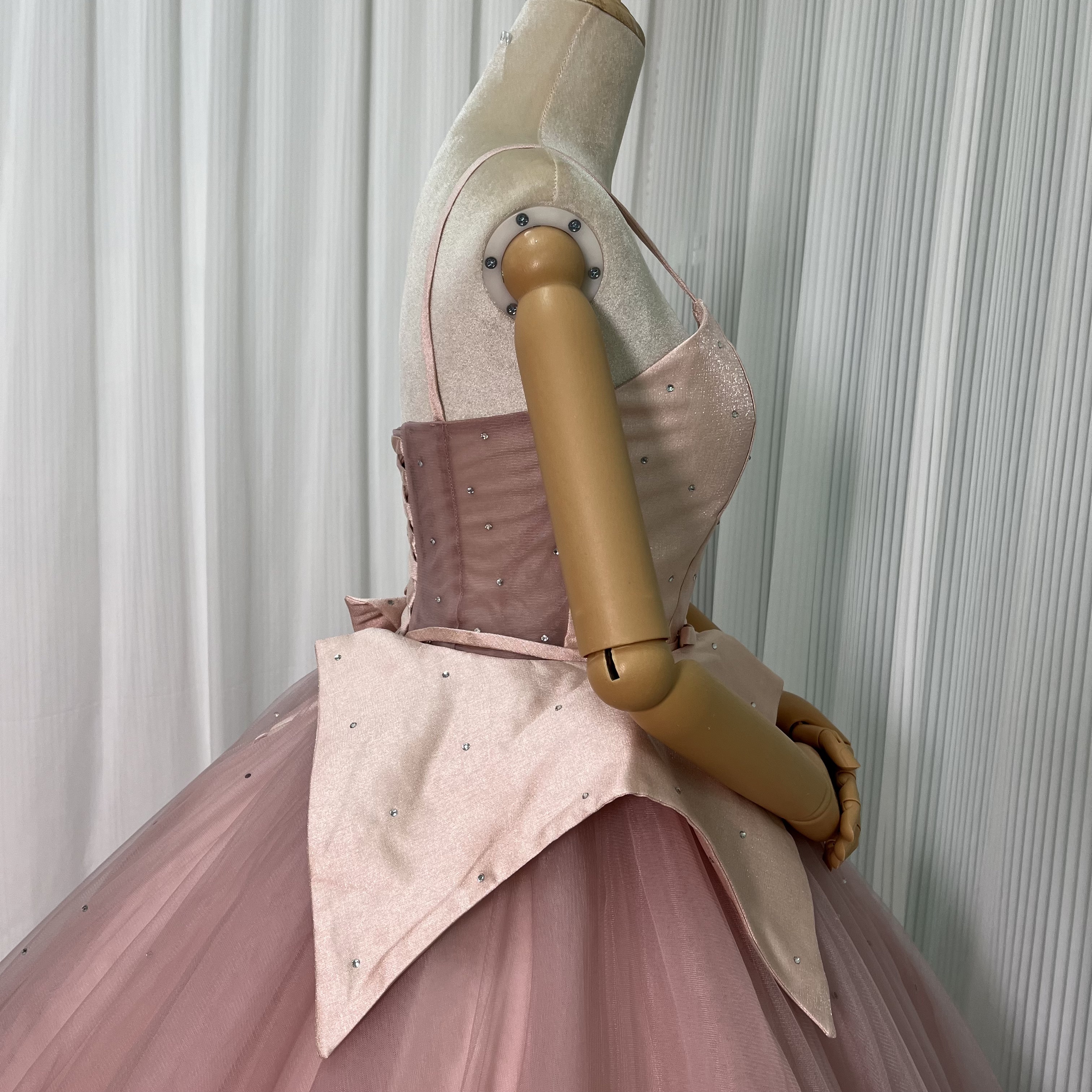 美品！オリジナルドレス ピンク カラードレス パール 編み上げ ボリュームドレス 披露宴